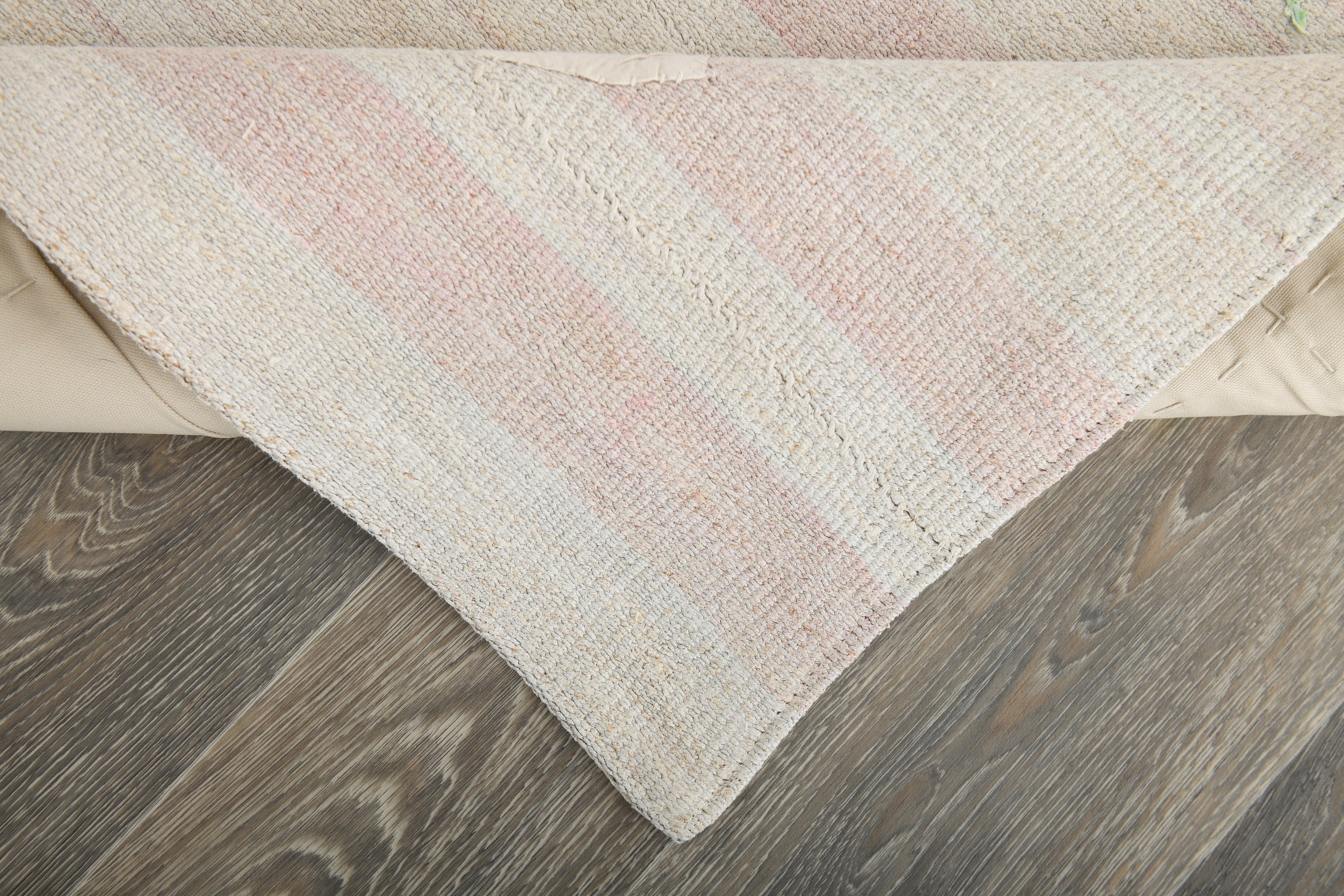 Vintage Hemp Kilim 5’10’’ x 6’0’’ ft