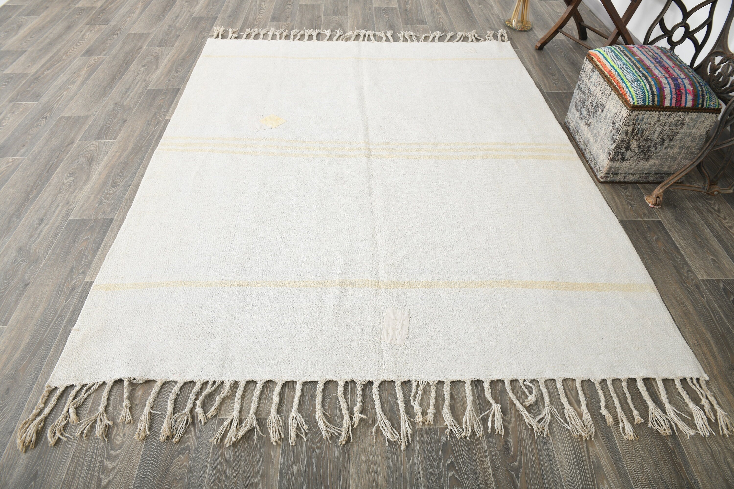 Vintage Hemp Kilim 5’10’’ x 7’6’’ ft