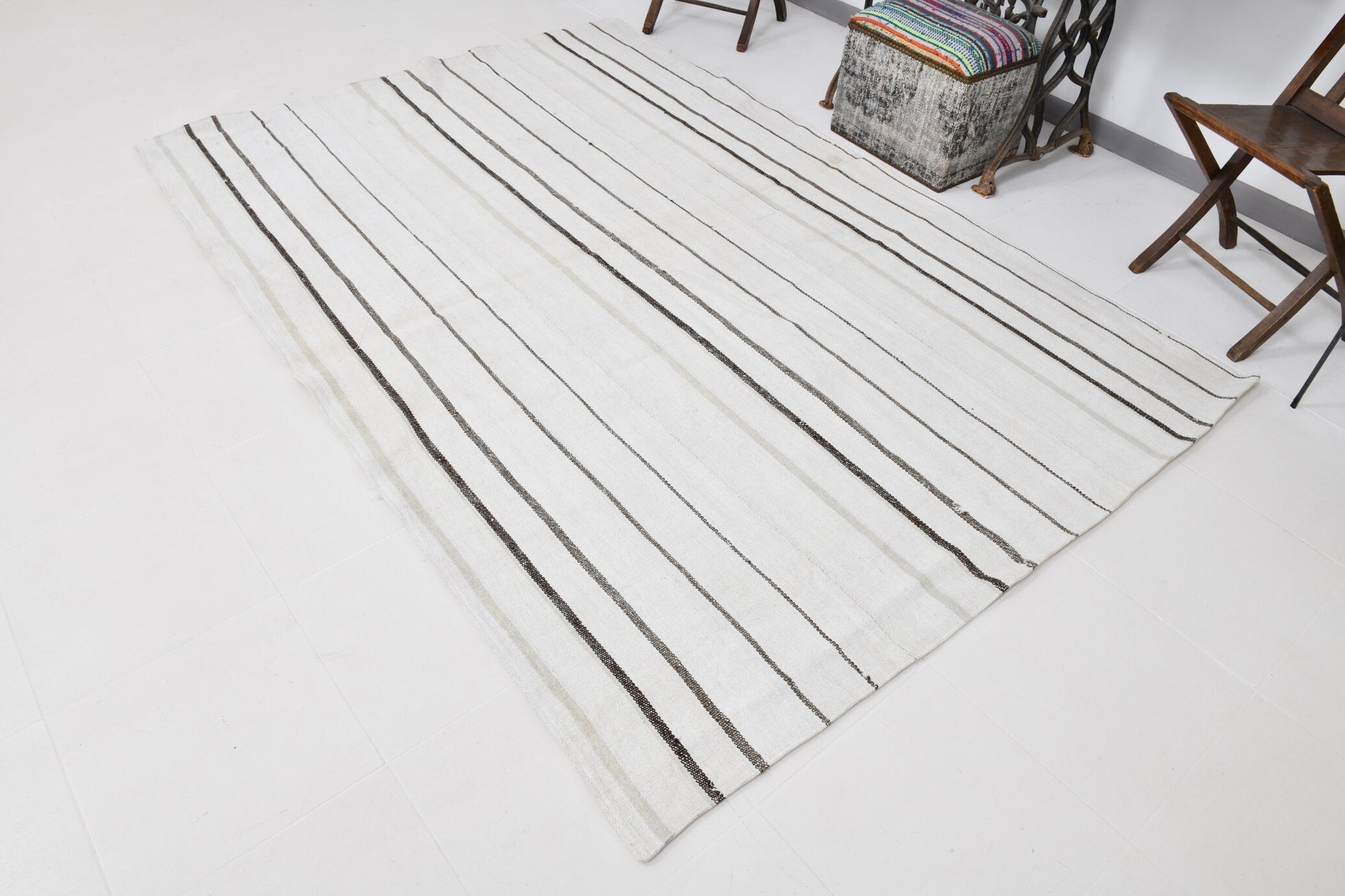 Vintage Hemp Kilim 5'10" x 8'9" ft