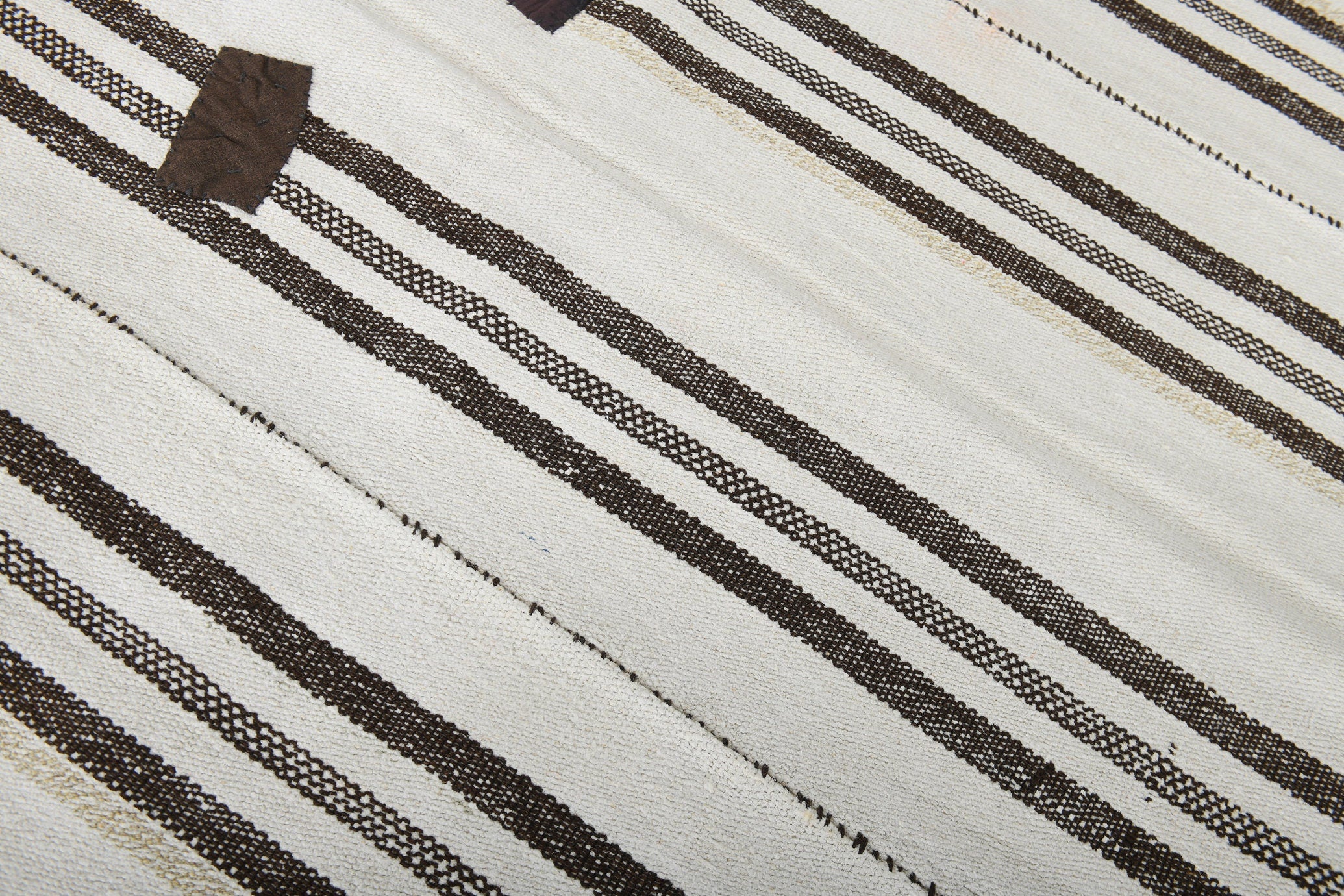Vintage Hemp Kilim 5’3’’ x 7’10’’ ft