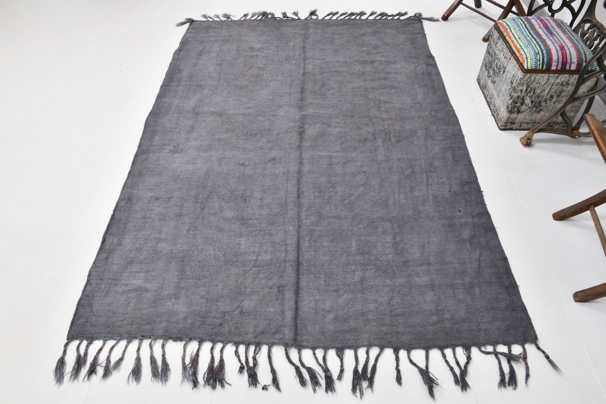 Vintage Hemp Kilim 5'5" x 7'8" ft