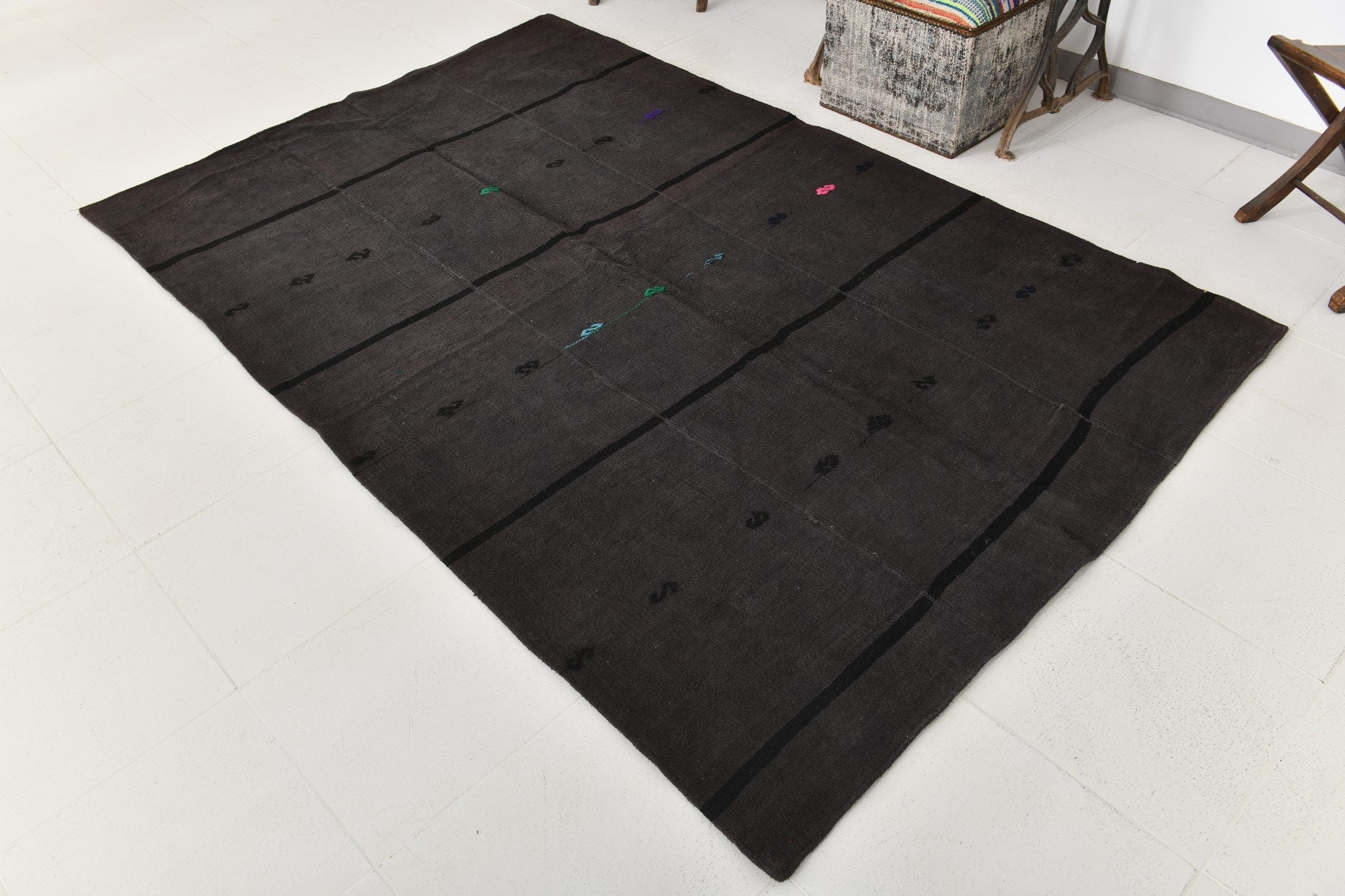 Vintage Hemp Kilim 5'5" x 8'2" ft