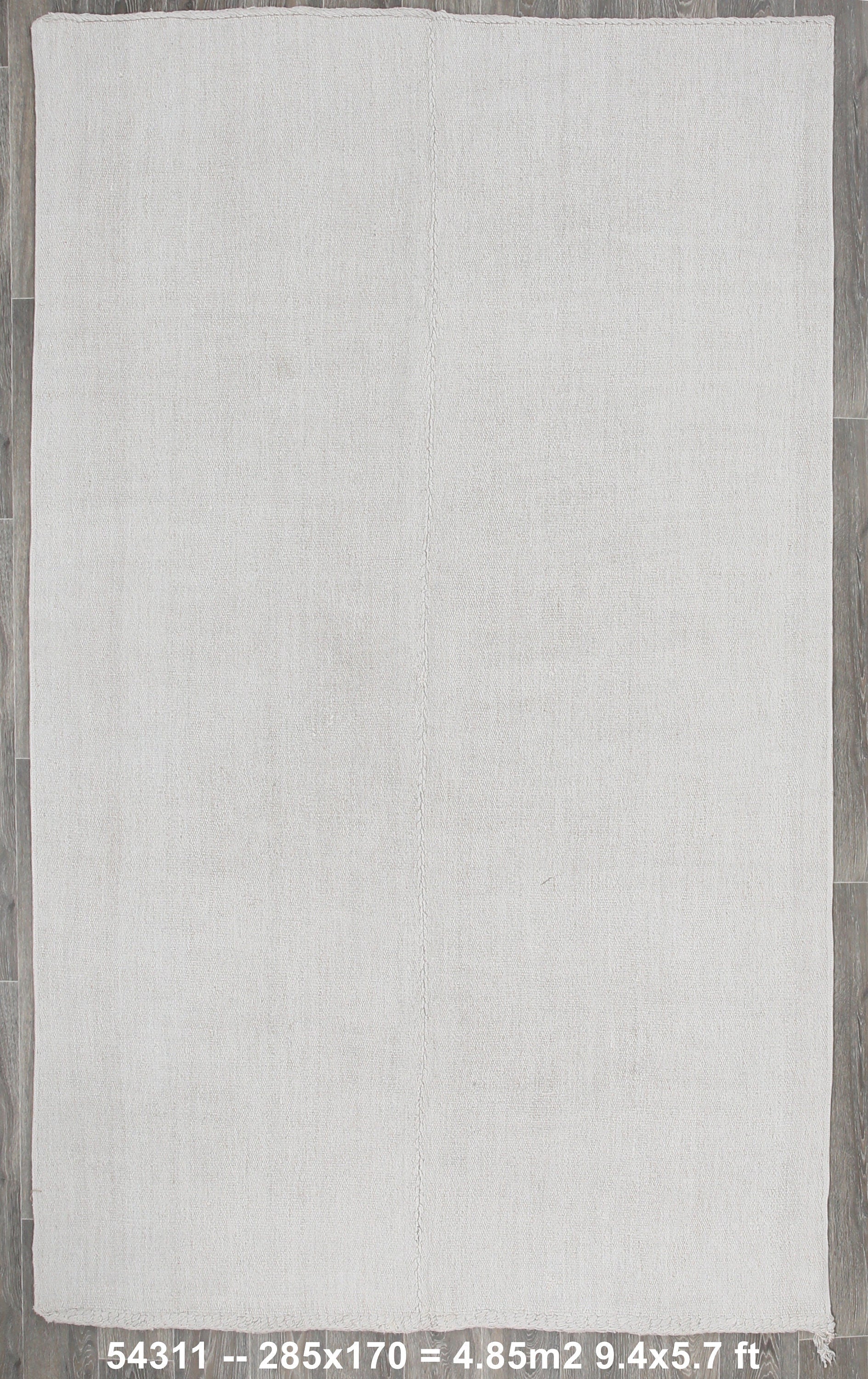Vintage Hemp Kilim 5’7’’ x 9’4’’ ft