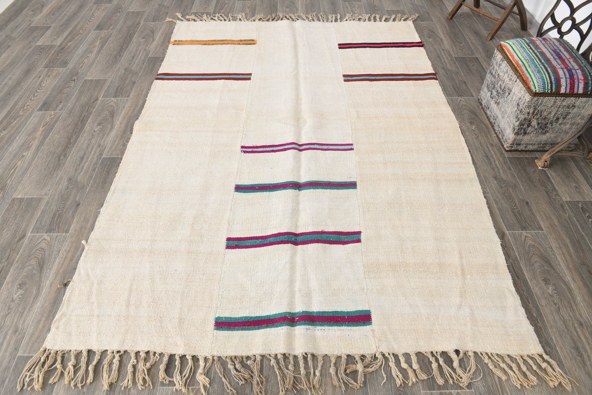 Vintage Hemp Kilim 5'8" x 8'2" ft