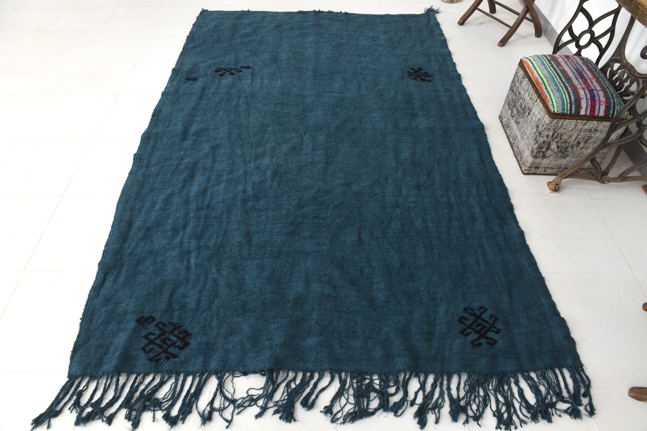 Vintage Hemp Kilim 5'9" x 8'8" ft