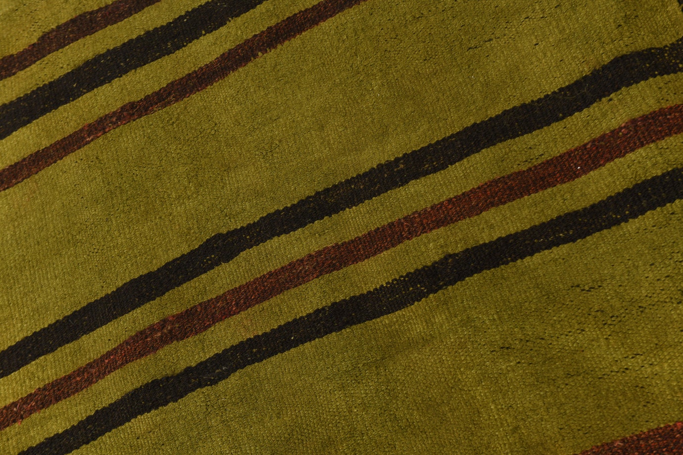 Vintage Hemp Kilim 6'7" x 8'1" ft