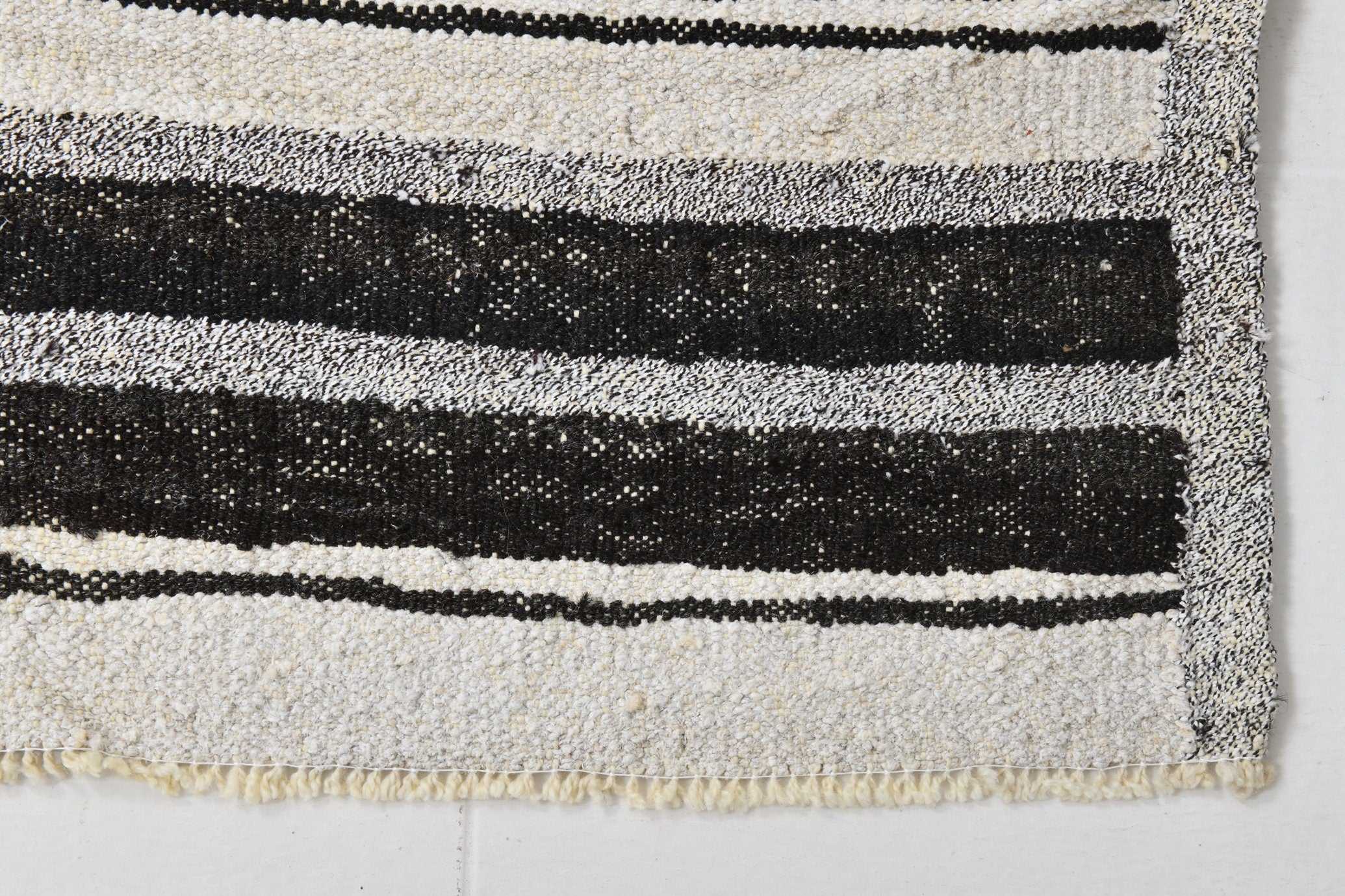 Vintage Hemp Kilim 8’7’’ x 9’9’’ ft