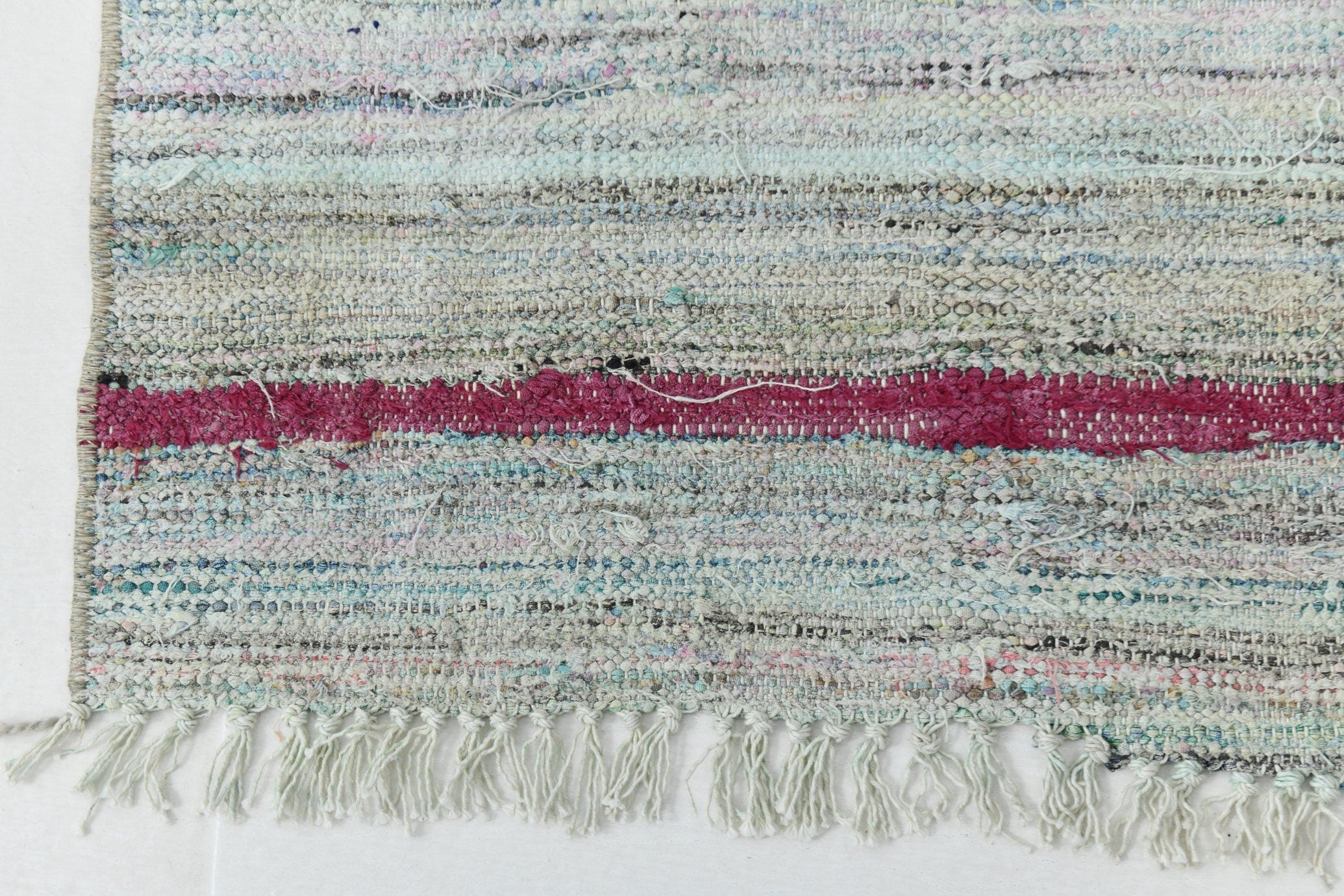 Vintage Kilim 2’2’’ x 9’9’’ ft