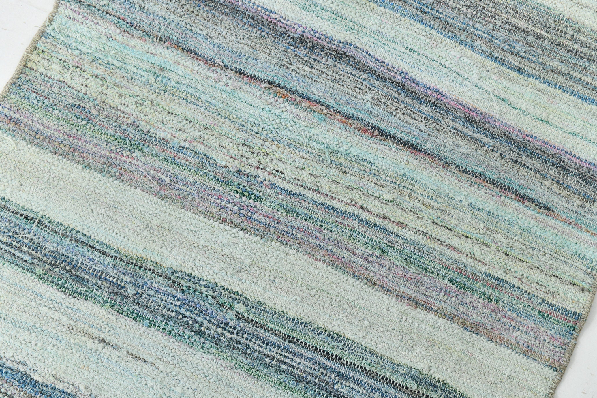 Vintage Kilim 2’2’’ x 9’9’’ ft