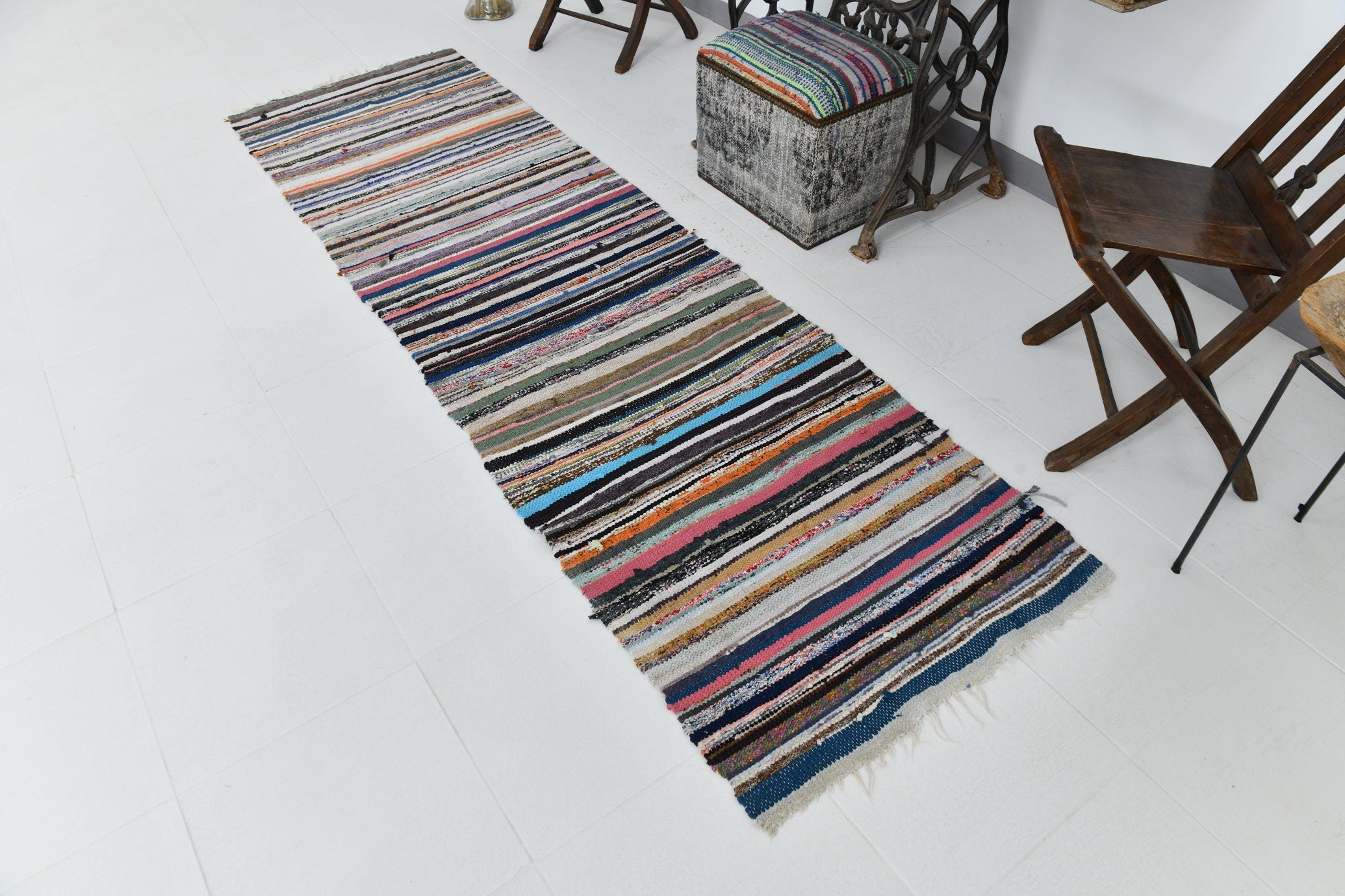 Vintage Kilim 2’7’’ x 9’0’’ ft