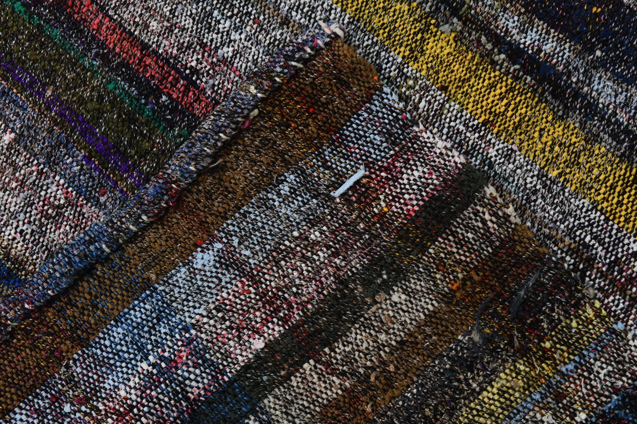 Vintage Kilim 3'9" x 8'11" ft