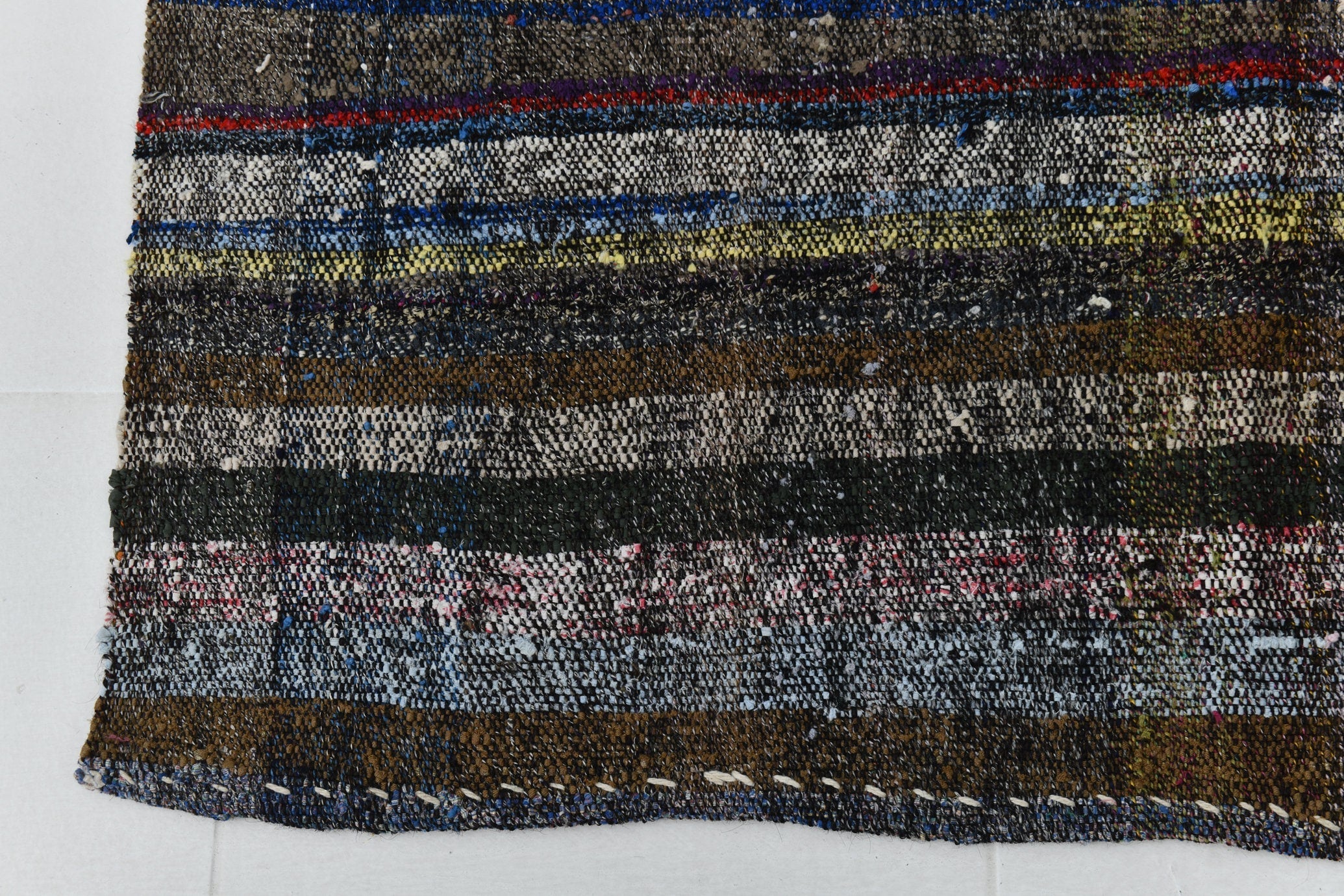 Vintage Kilim 3'9" x 8'11" ft