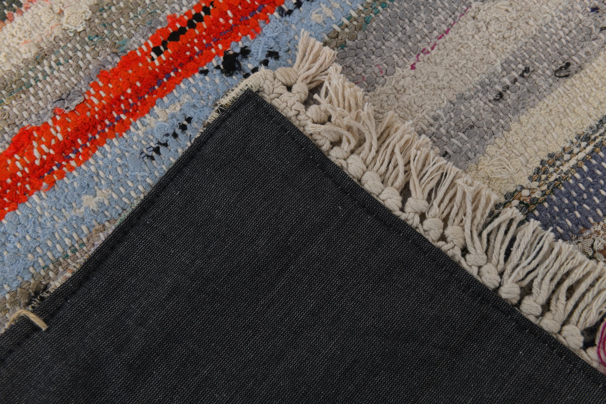 Vintage Kilim 5’7’’ x 8’9’’ ft