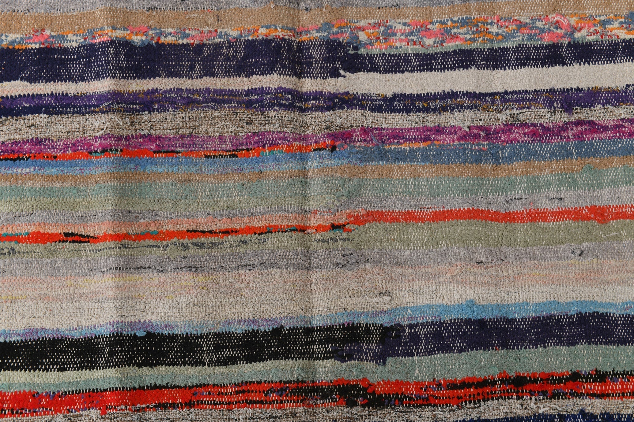 Vintage Kilim 5’7’’ x 8’9’’ ft
