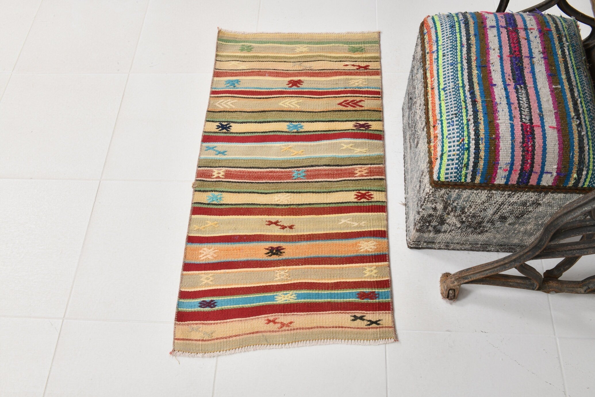 Vintage Kilim Anatolian 1’9’’ x 3’4’’ ft