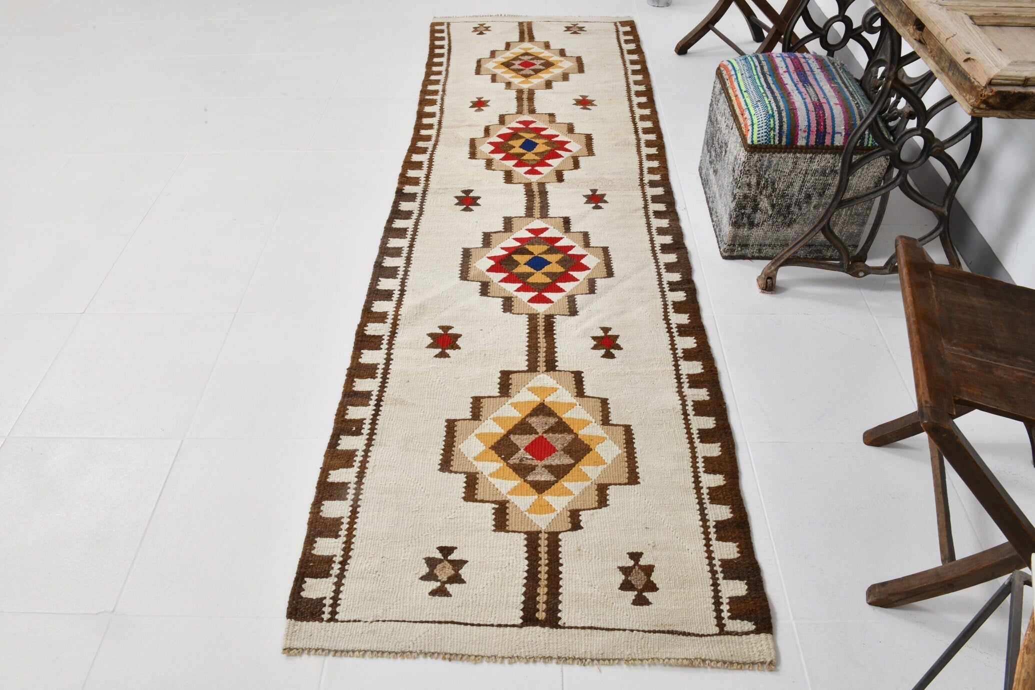 Vintage Kilim Anatolian 2’10’’ x 9’4’’ ft