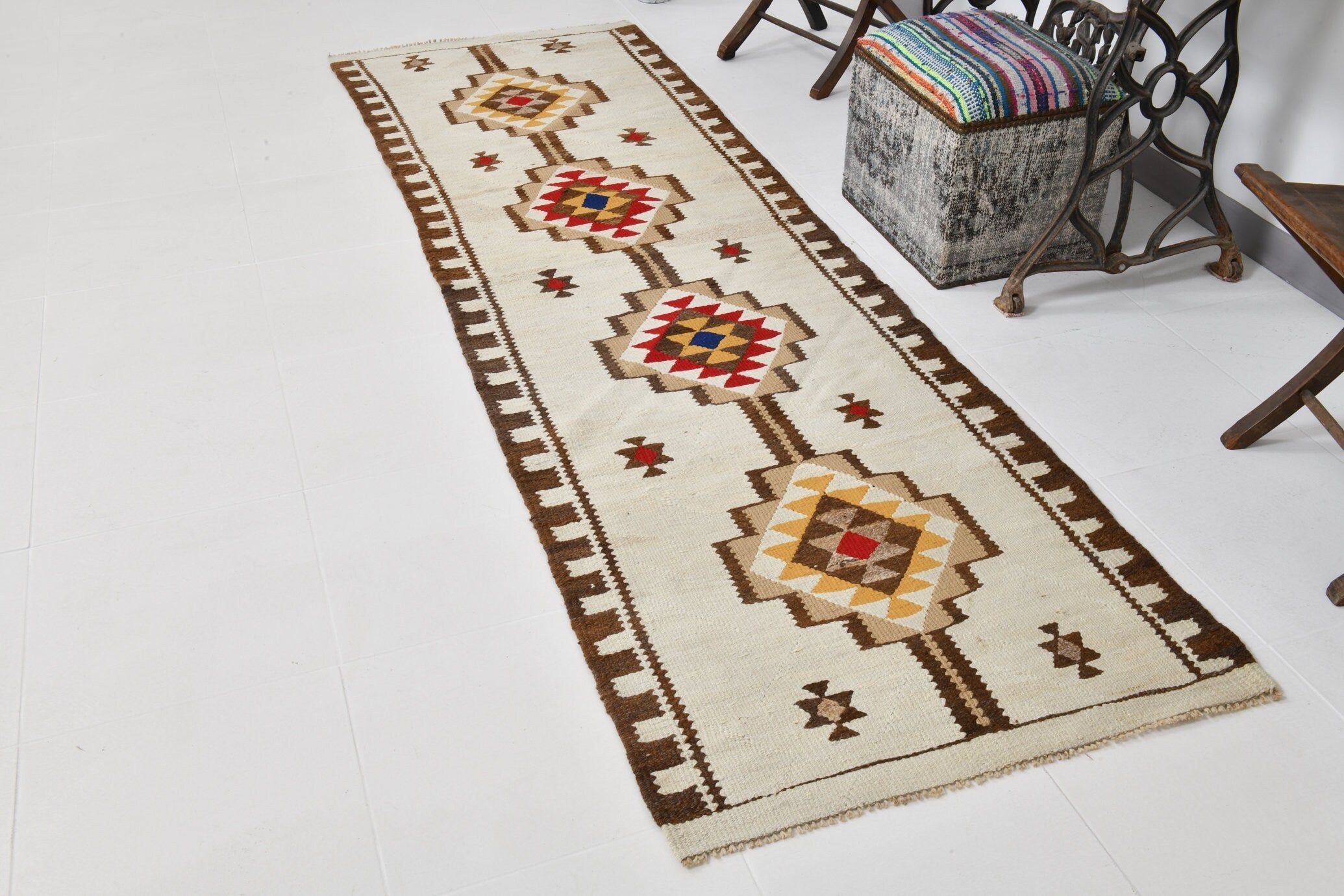 Vintage Kilim Anatolian 2’10’’ x 9’4’’ ft
