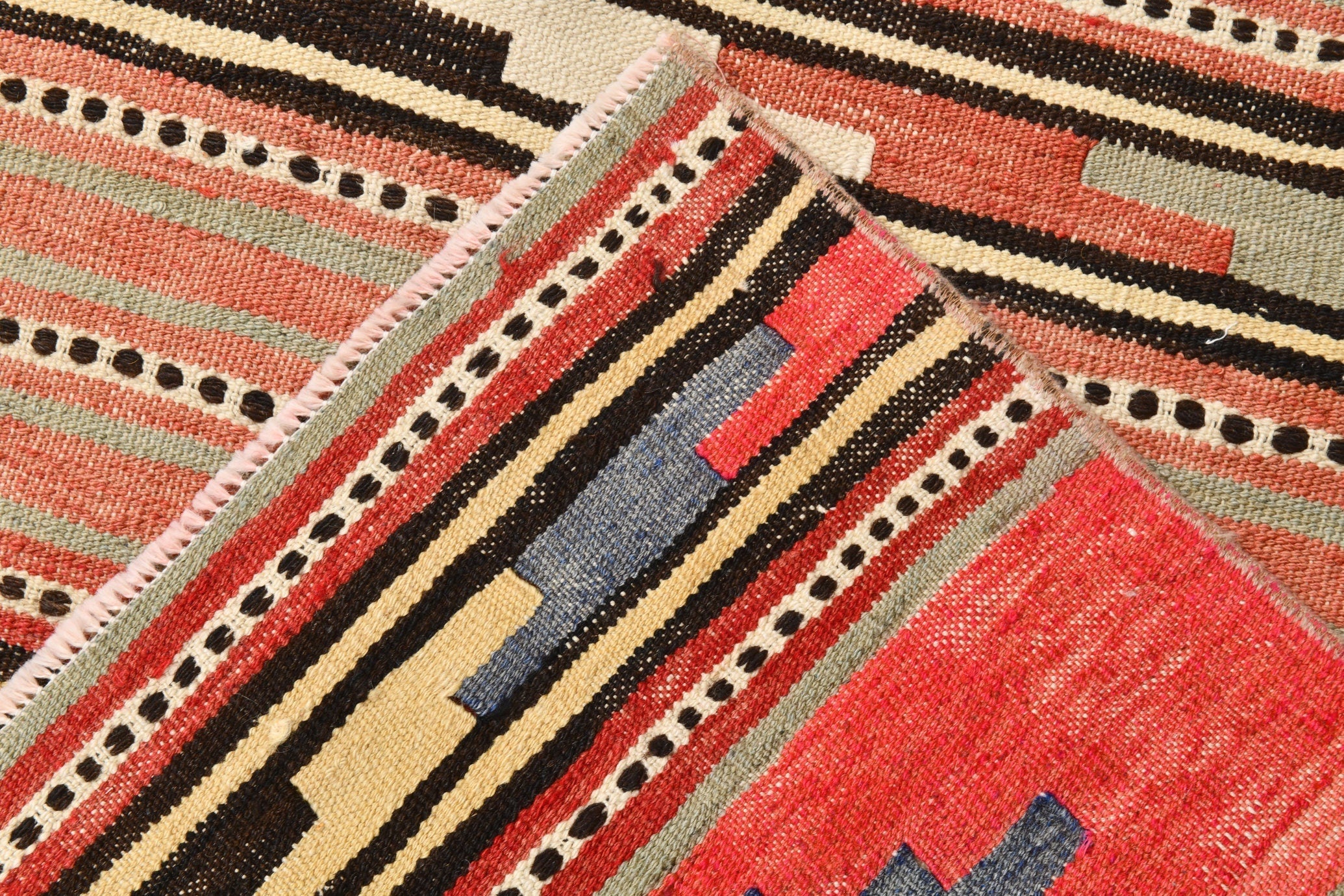 Vintage Kilim Anatolian 2’11’’ x 9’5’’ ft