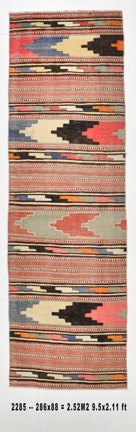 Vintage Kilim Anatolian 2’11’’ x 9’5’’ ft