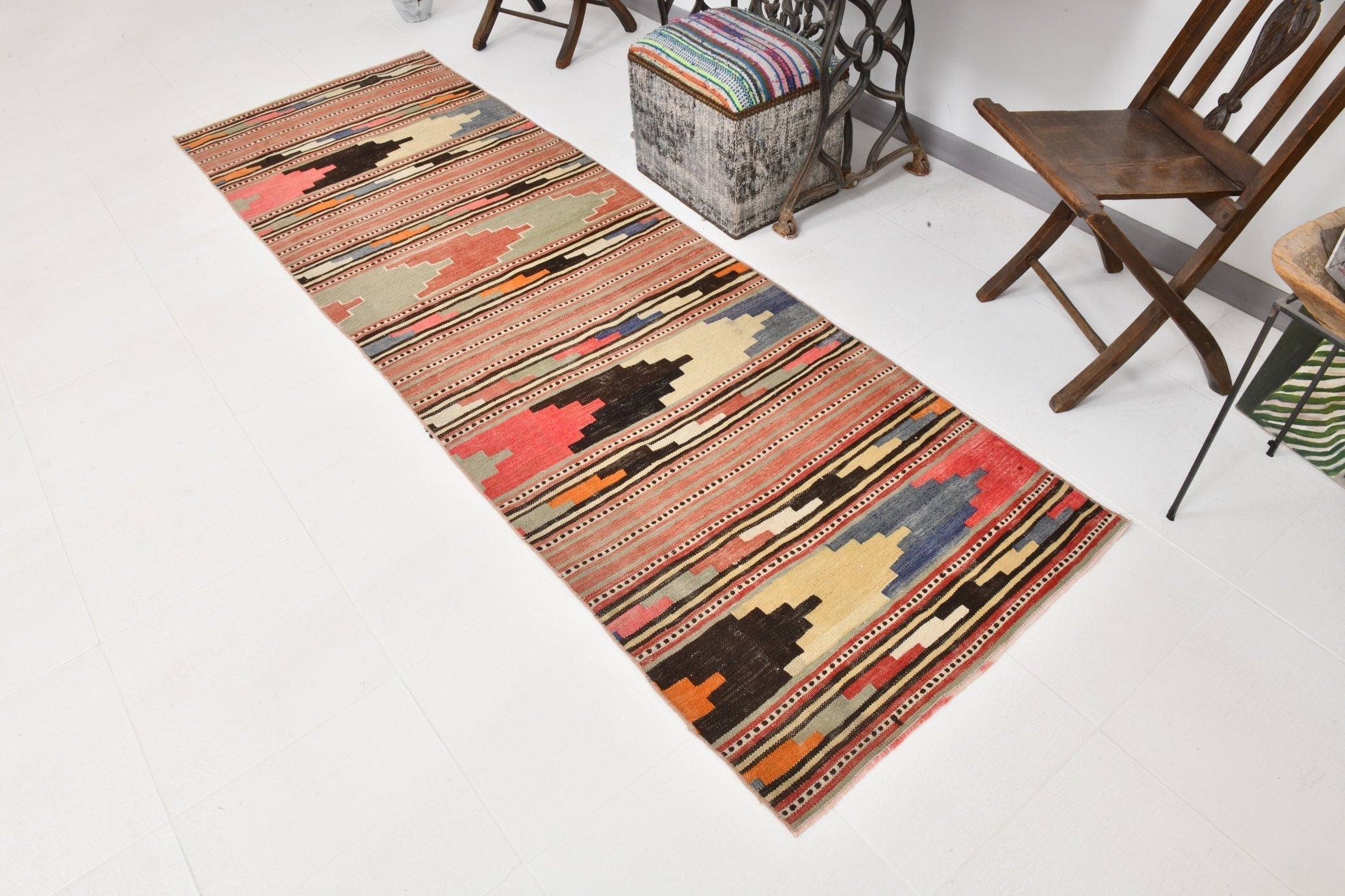 Vintage Kilim Anatolian 2’11’’ x 9’5’’ ft