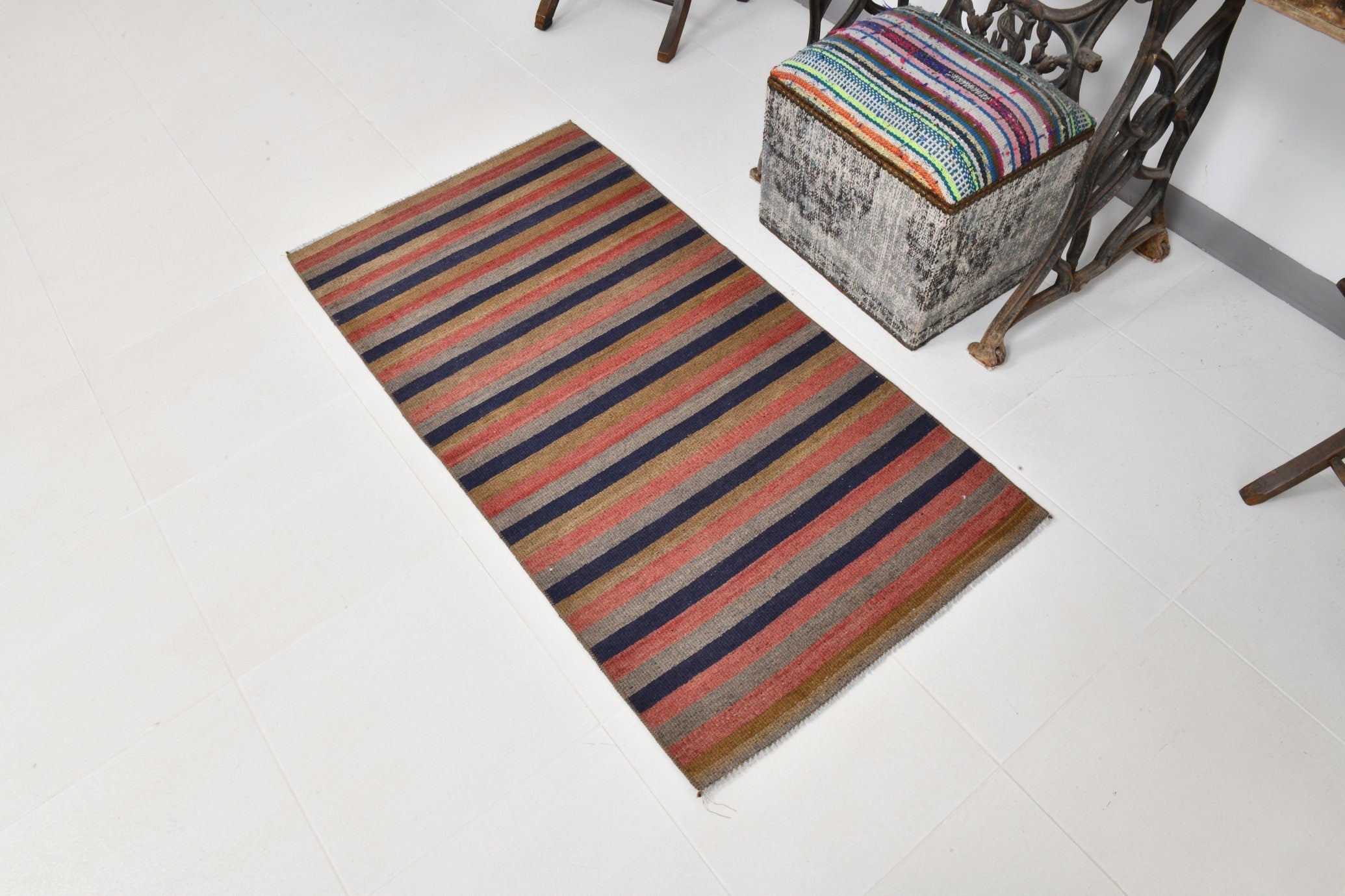 Vintage Kilim Anatolian 2'4" x 4'8" ft