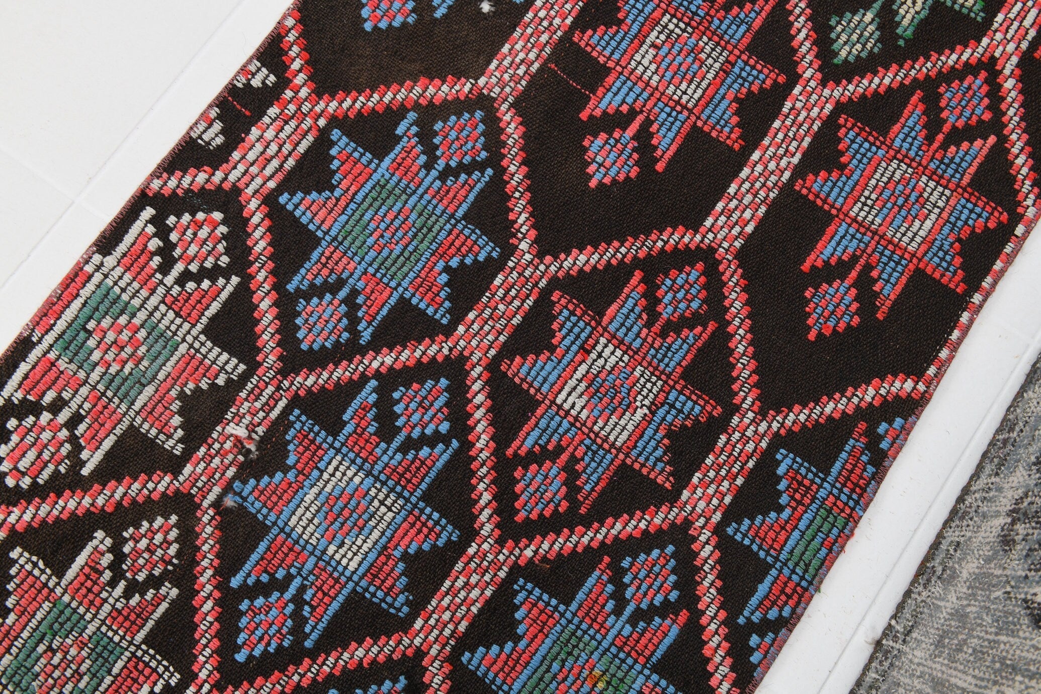 Vintage Kilim Anatolian 2'4" x 8'6" ft