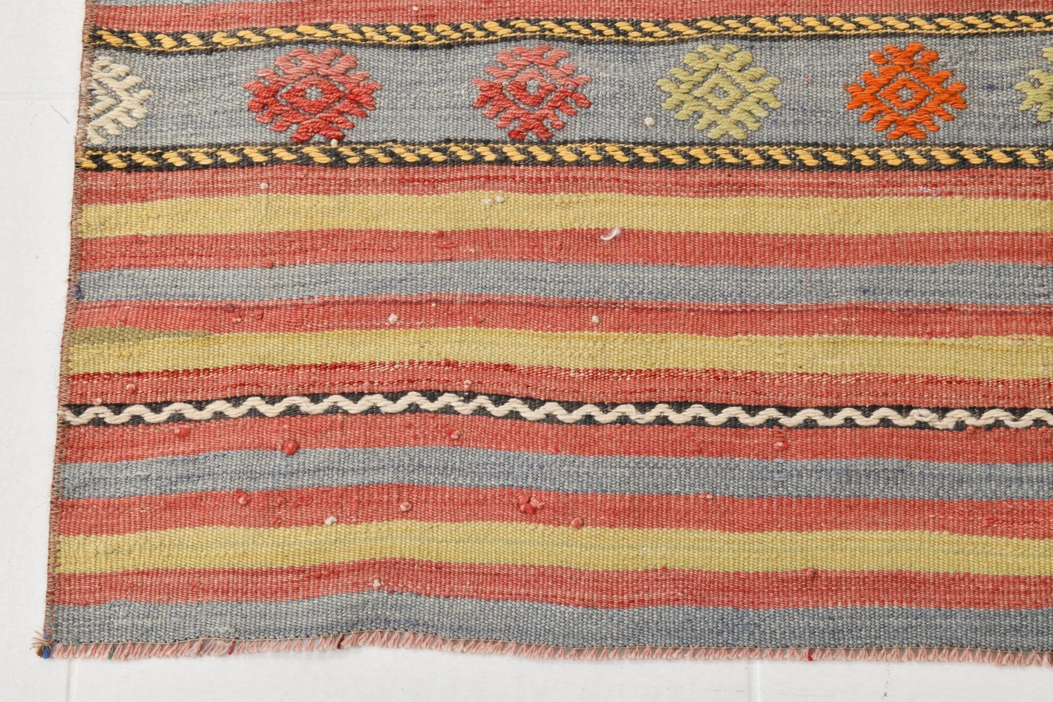 Vintage Kilim Anatolian 2’6’’ x 5’5’’ ft