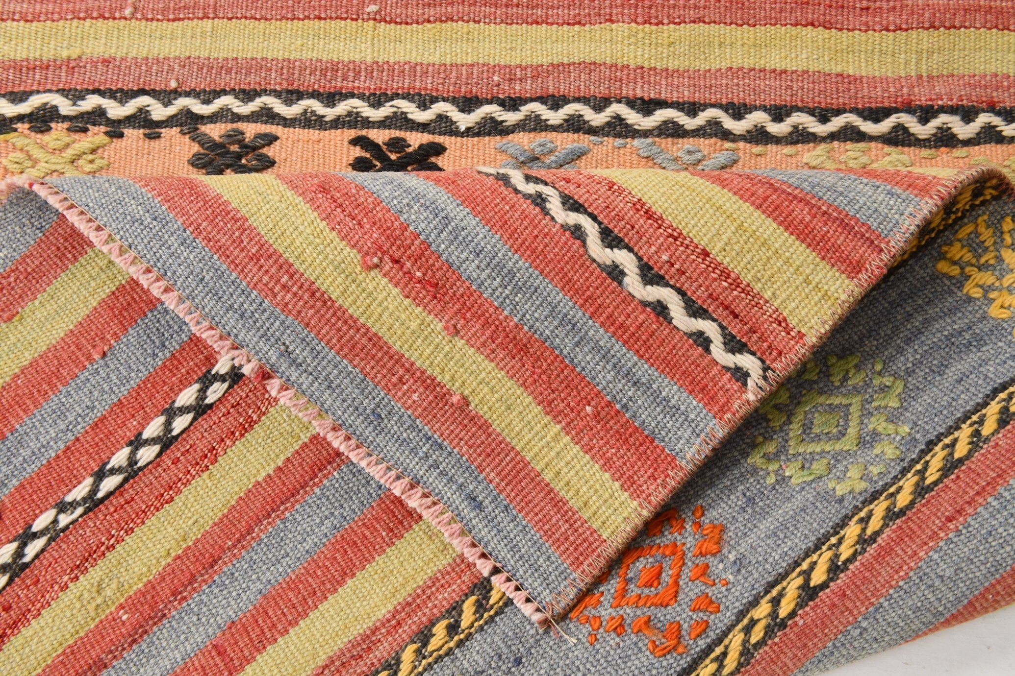 Vintage Kilim Anatolian 2’6’’ x 5’5’’ ft