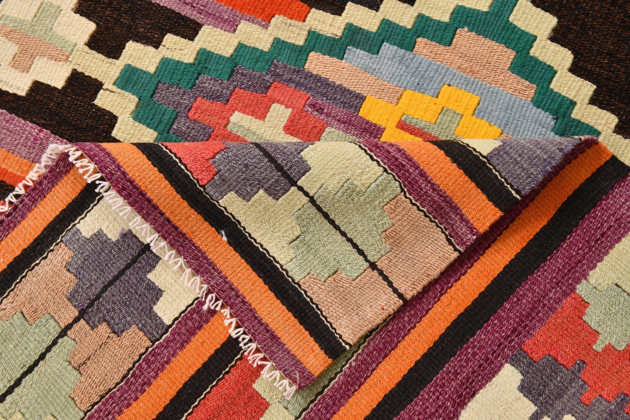 Vintage Kilim Anatolian 2’9’’ x 11’11’’ ft