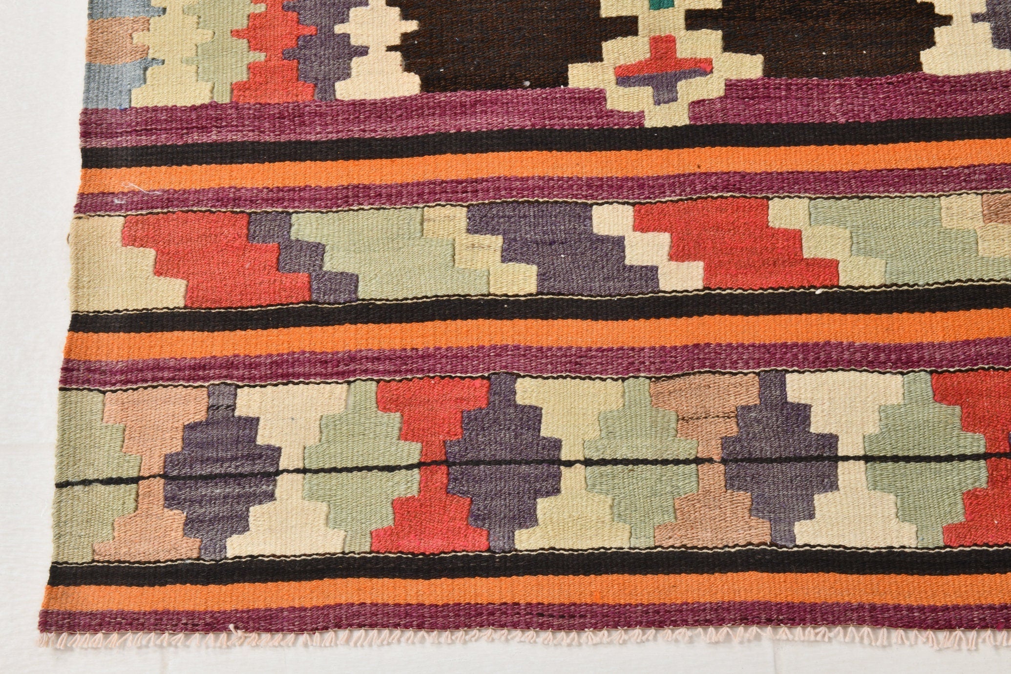 Vintage Kilim Anatolian 2’9’’ x 11’11’’ ft