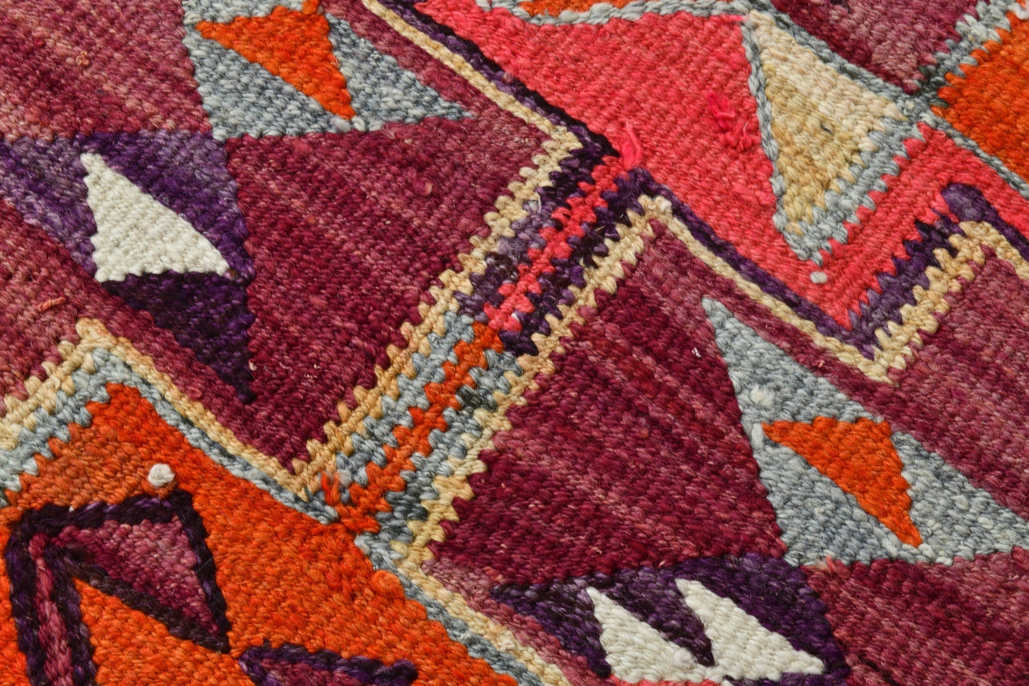 Vintage Kilim Anatolian 3’0’’ x 9’5’’ ft