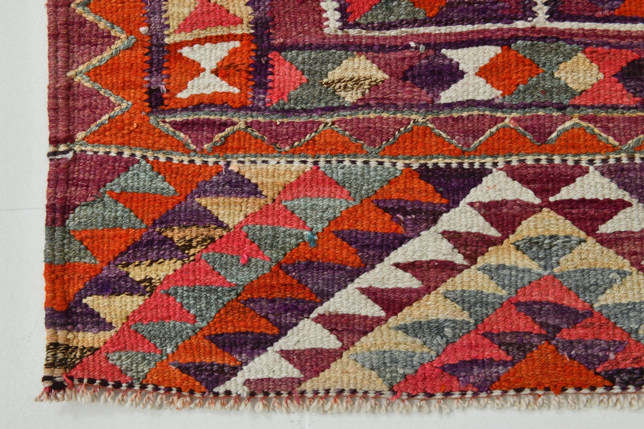 Vintage Kilim Anatolian 3’0’’ x 9’5’’ ft