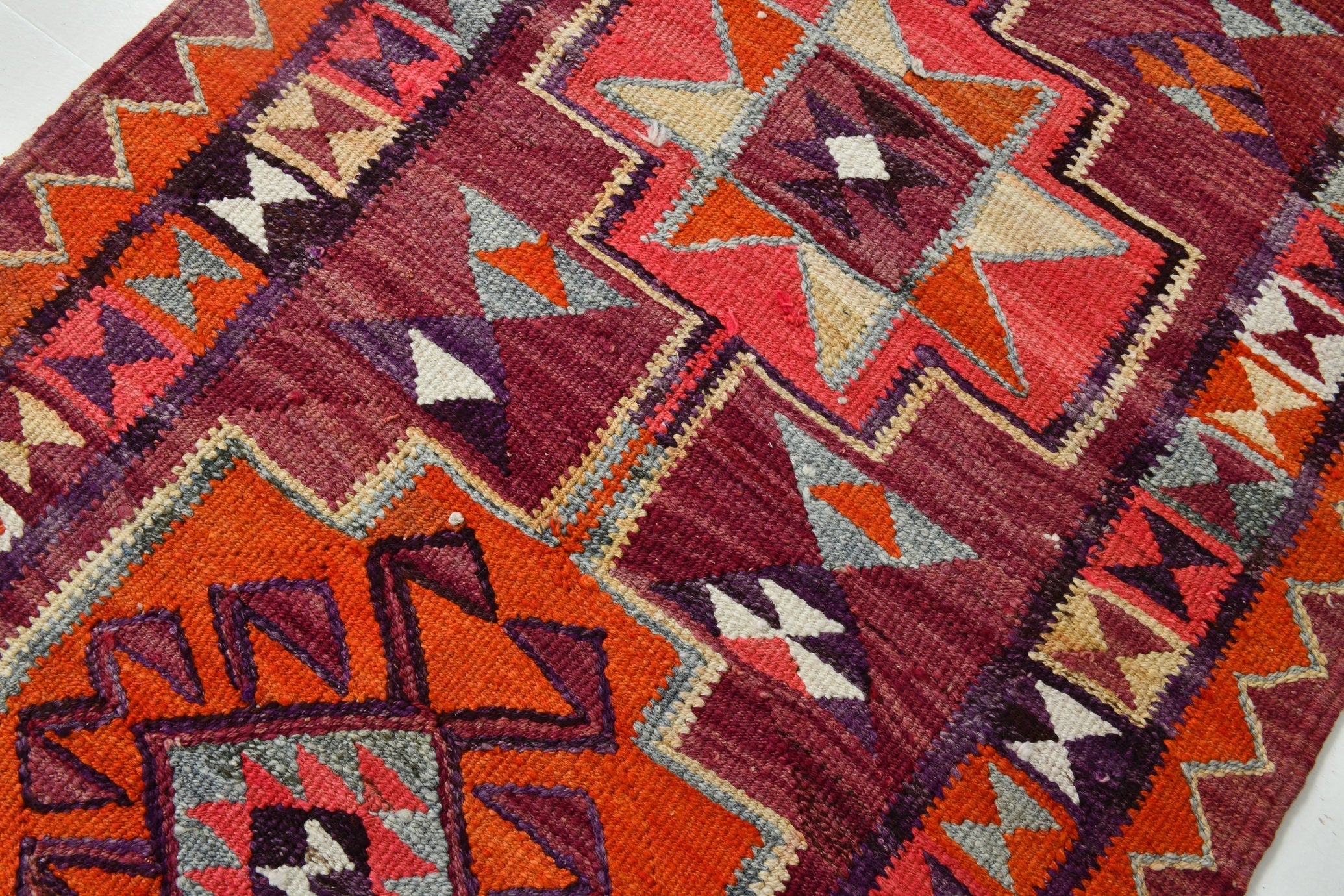 Vintage Kilim Anatolian 3’0’’ x 9’5’’ ft