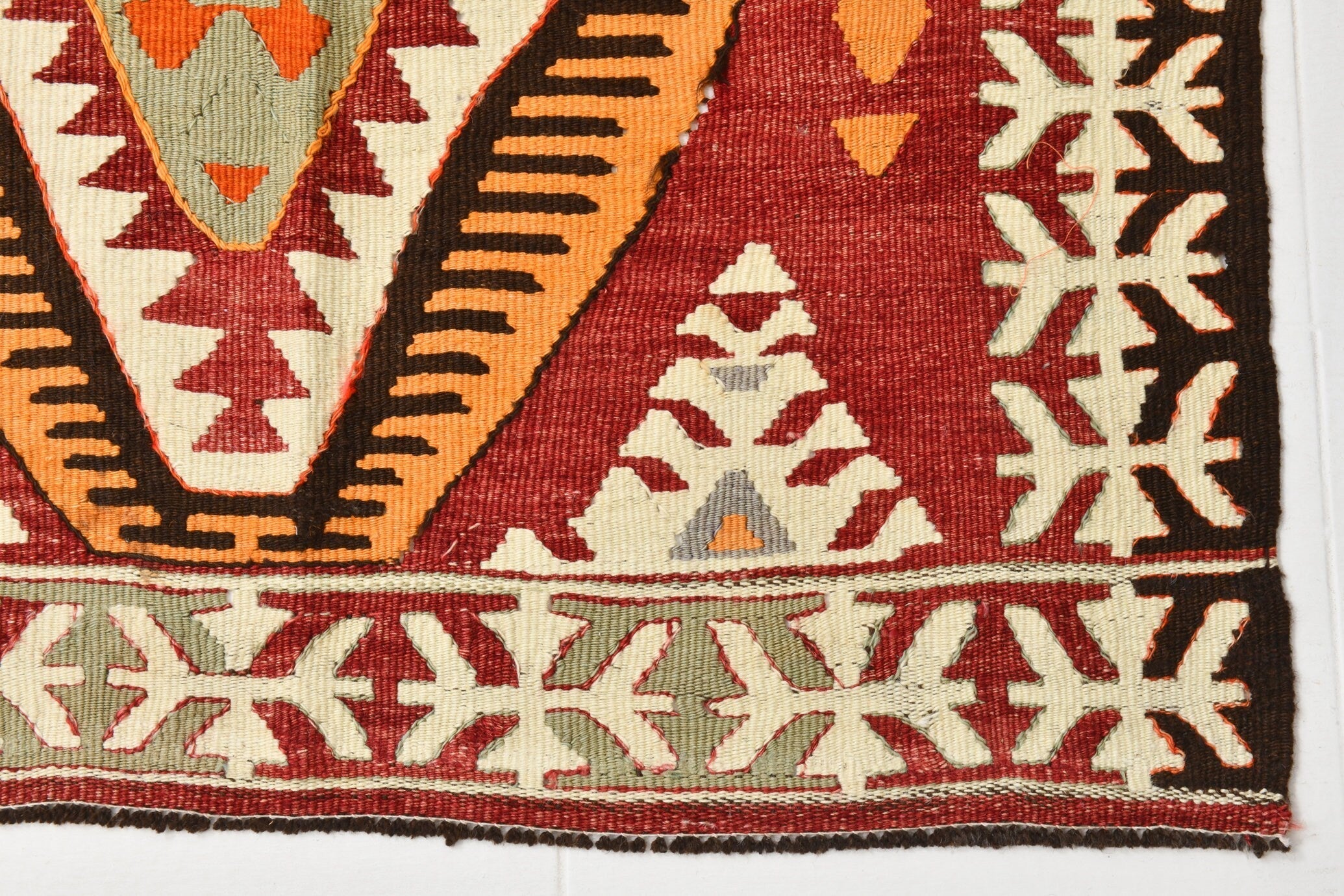 Vintage Kilim Anatolian 3’5’’ x 6’8’’ ft