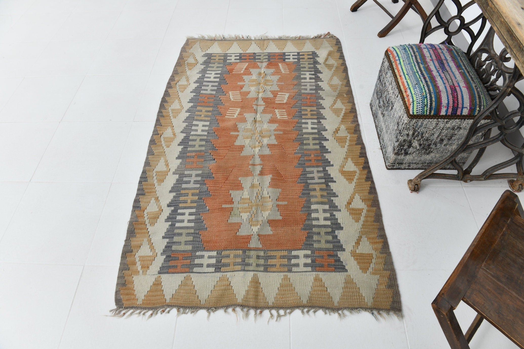 Vintage Kilim Anatolian 3'6" x 3'9" ft