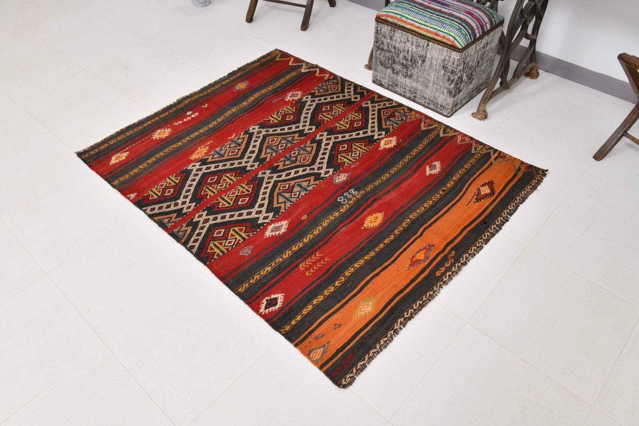 Vintage Kilim Anatolian 4'0" x 5'2" ft