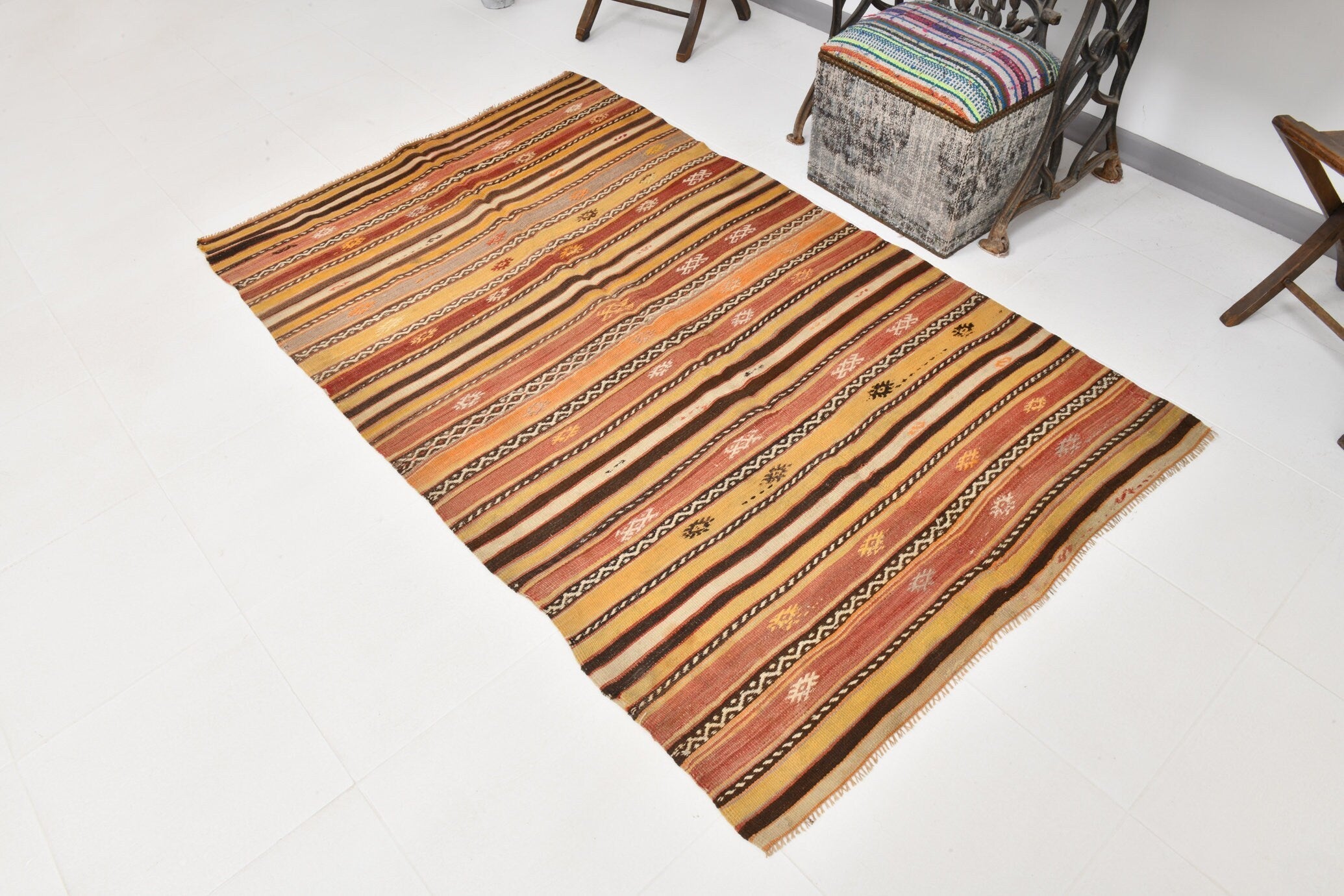 Vintage Kilim Anatolian 4'1" x 6'7" ft