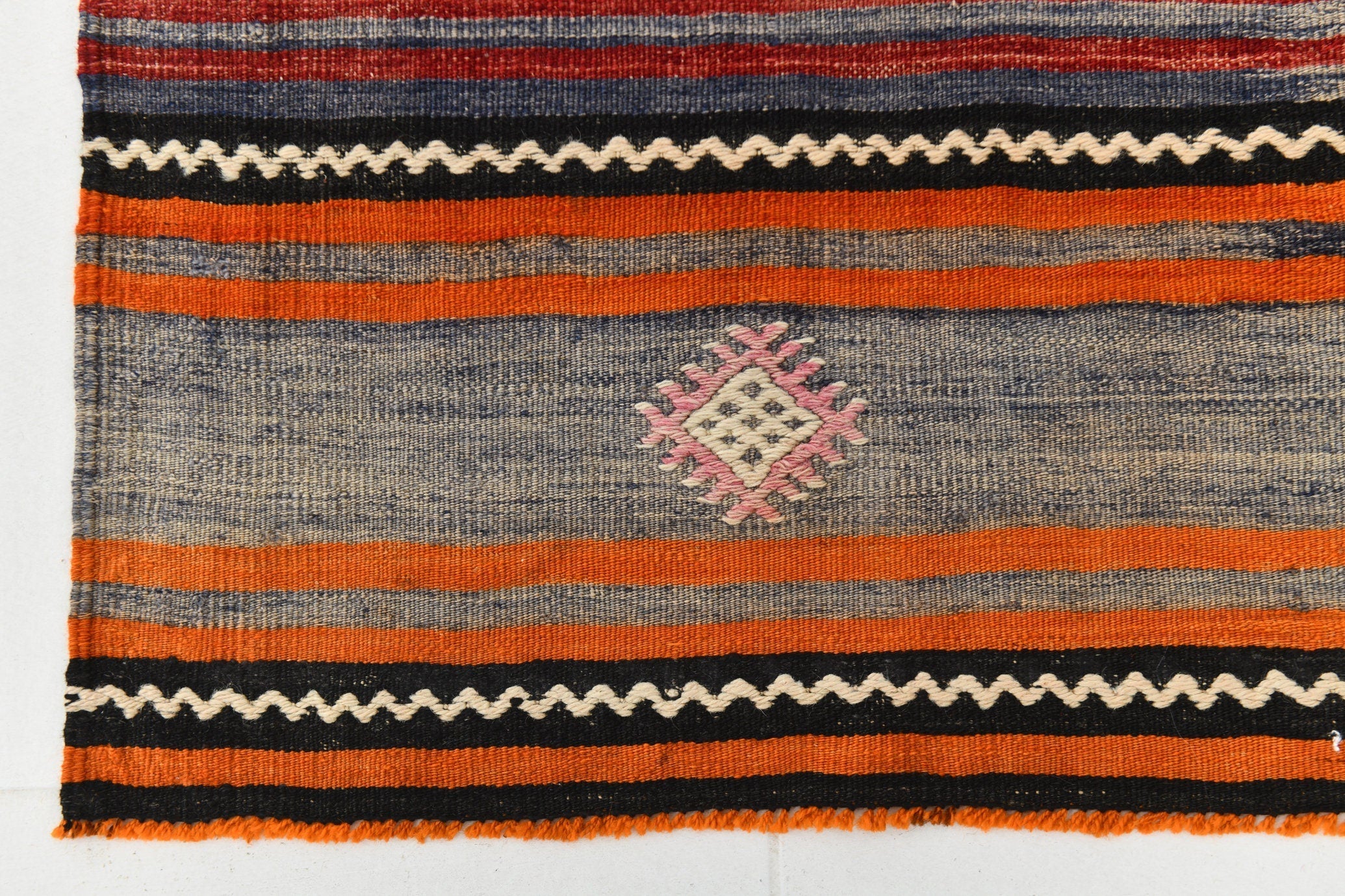 Vintage Kilim Anatolian 4'10" x 6'10" ft