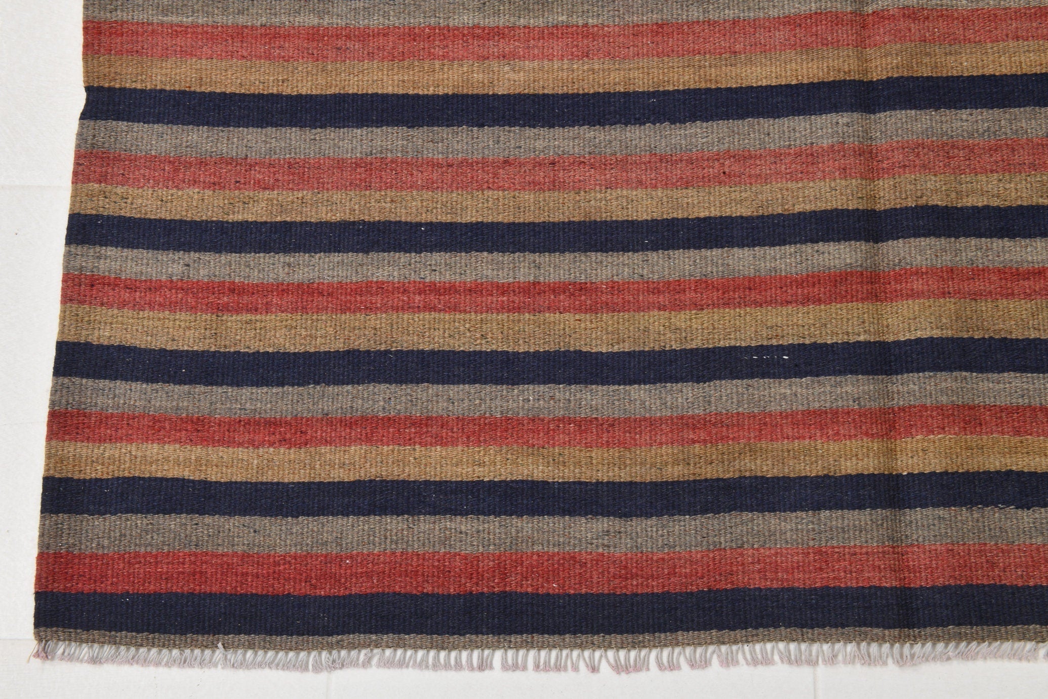 Vintage Kilim Anatolian 4’10’’ x 6’10’’ ft