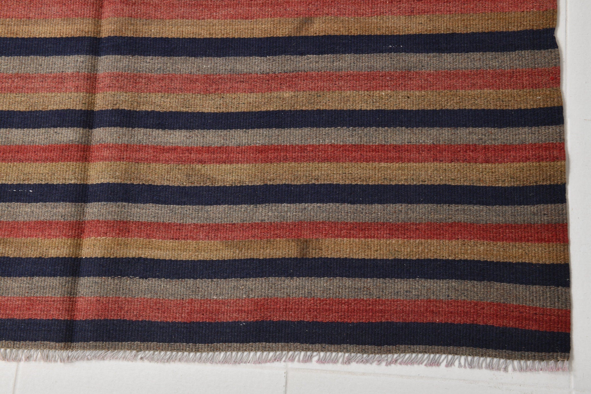 Vintage Kilim Anatolian 4’10’’ x 6’10’’ ft