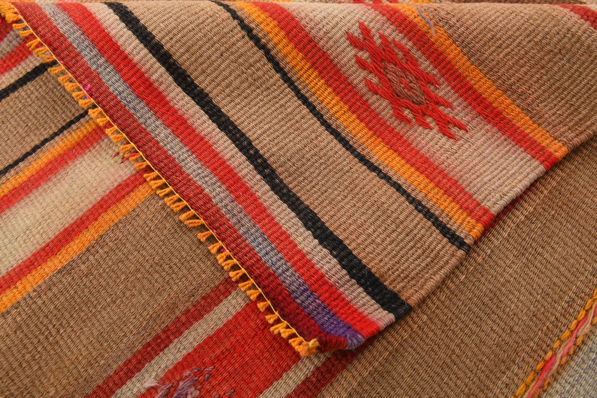 Vintage Kilim Anatolian 4’10’’ x 7’10’’ ft
