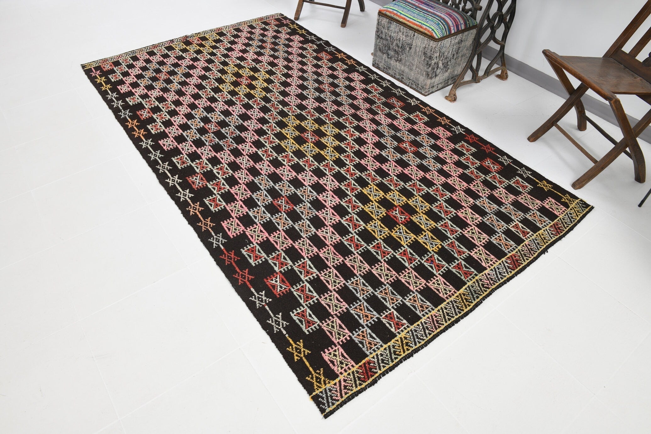 Vintage Kilim Anatolian 4'10" x 8'7" ft