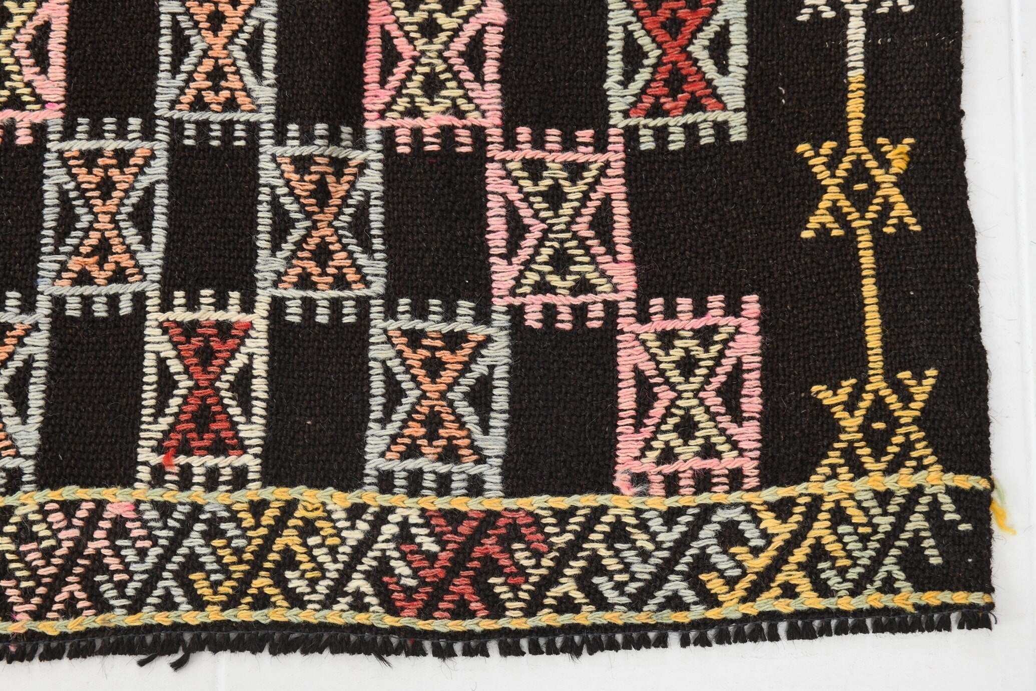 Vintage Kilim Anatolian 4'10" x 8'7" ft