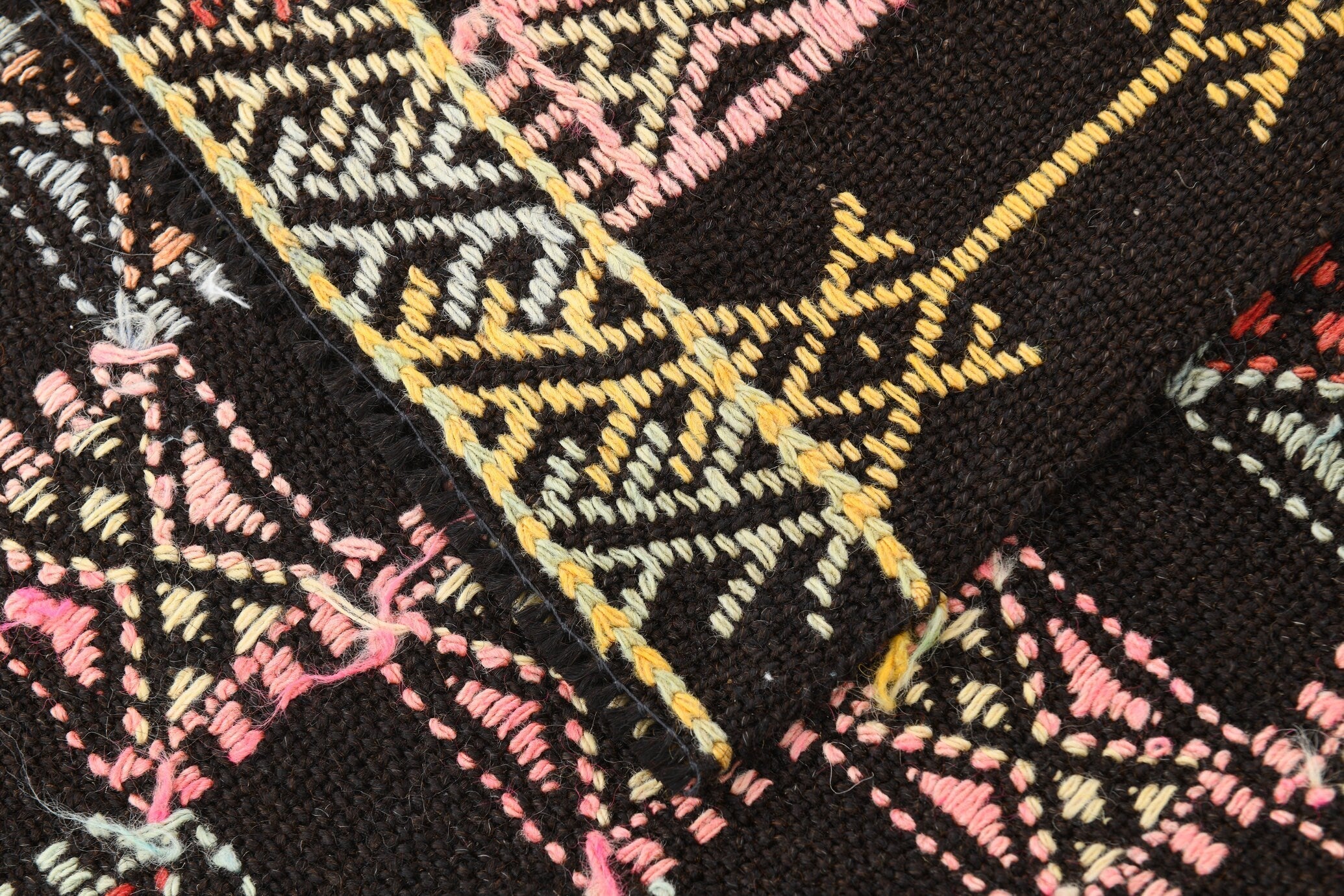 Vintage Kilim Anatolian 4'10" x 8'7" ft