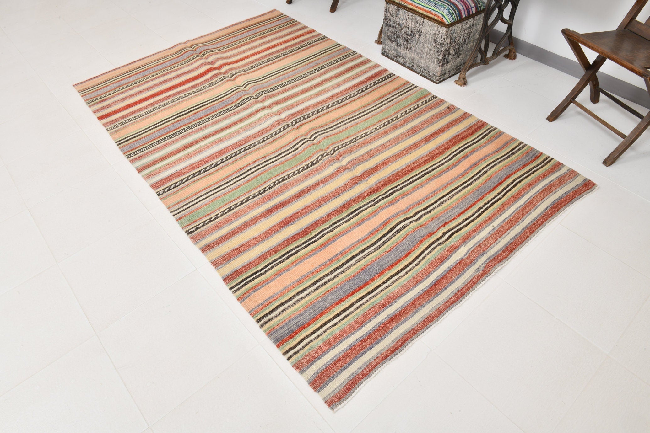 Vintage Kilim Anatolian 4’11’’ x 8’1’’ ft