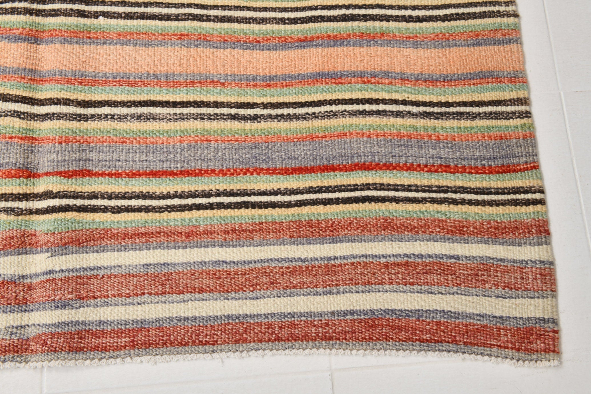 Vintage Kilim Anatolian 4’11’’ x 8’1’’ ft