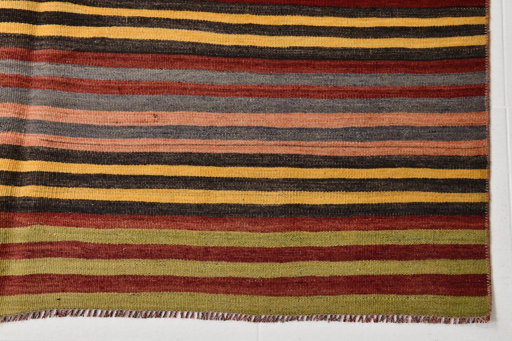 Vintage Kilim Anatolian 4'11" x 8'2" ft