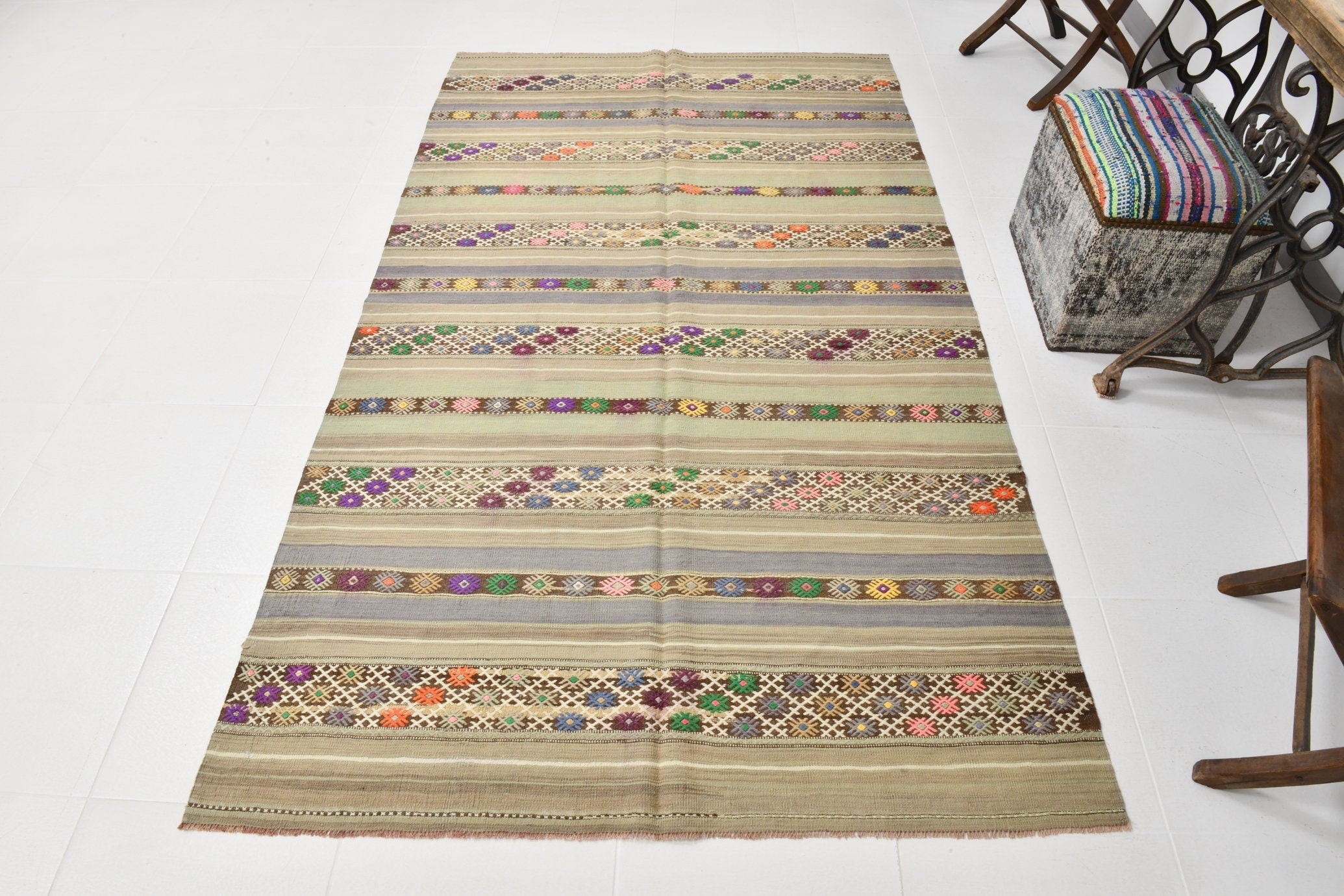 Vintage Kilim Anatolian 4'7" x 7'11" ft