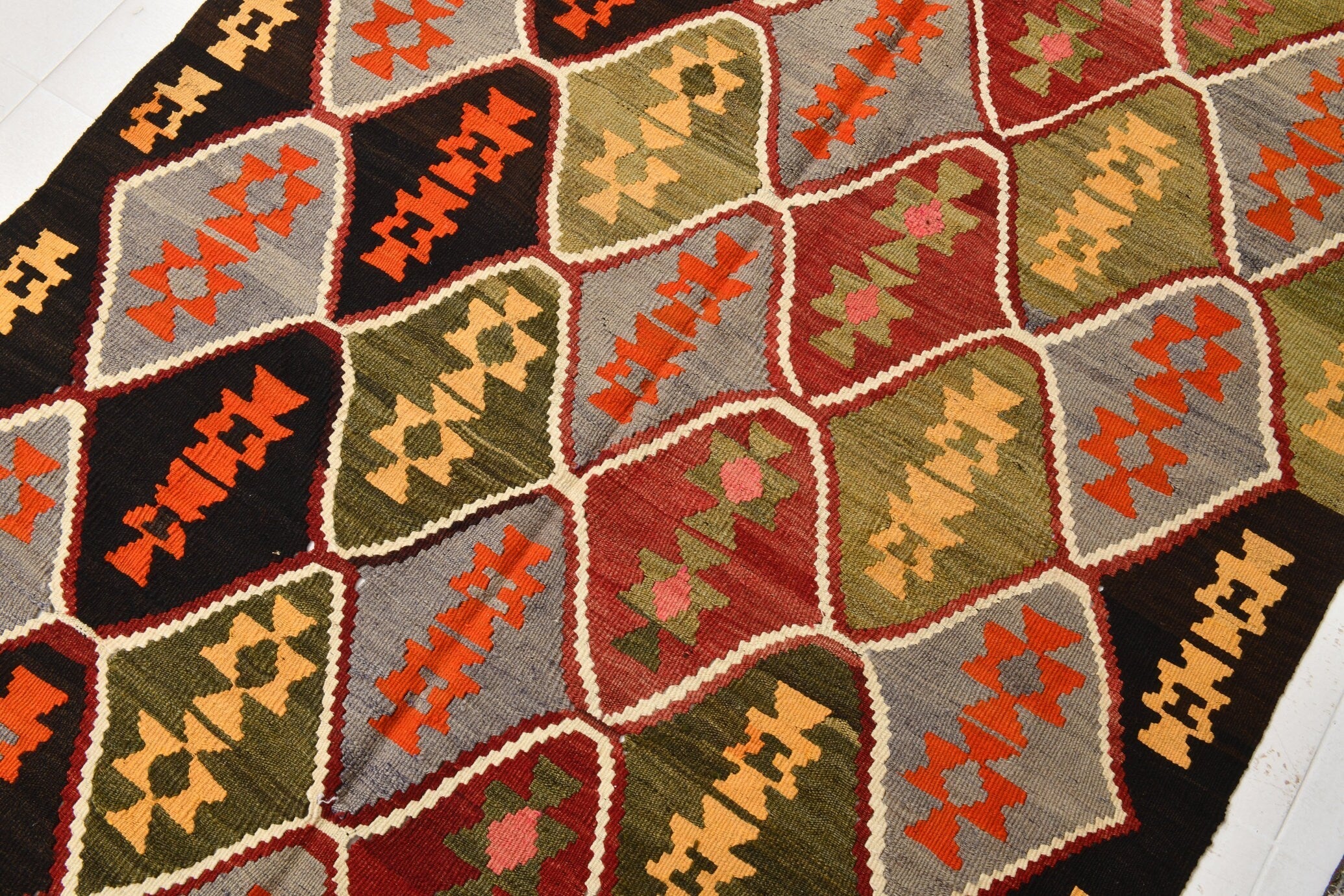 Vintage Kilim Anatolian 4'9" x 6'3" ft