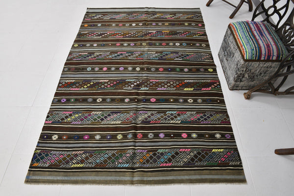 Vintage Kilim Anatolian 4'9" x 7'0" ft